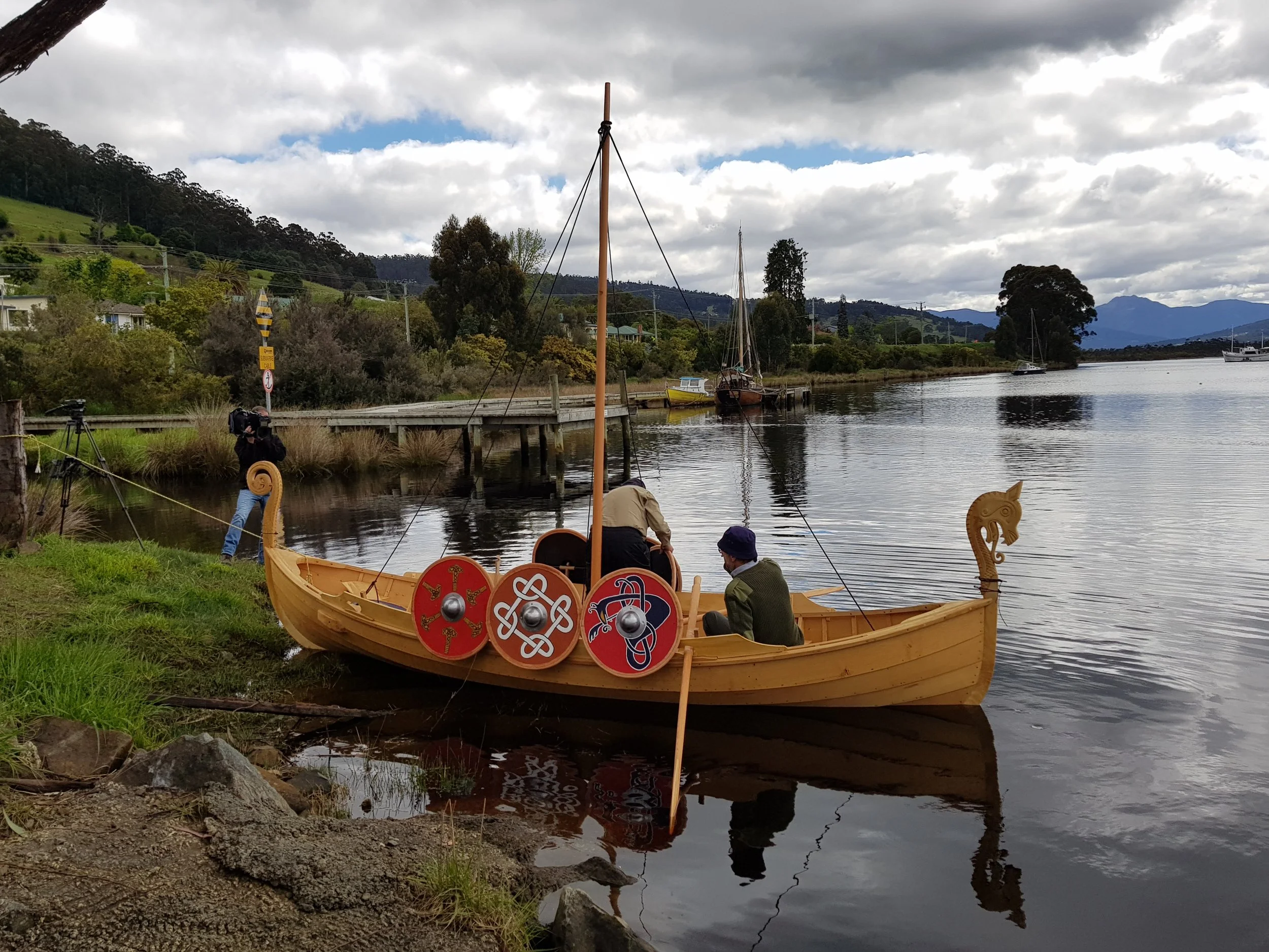 Pete Laidlaw with John Marchant preparing for the unofficial launch.