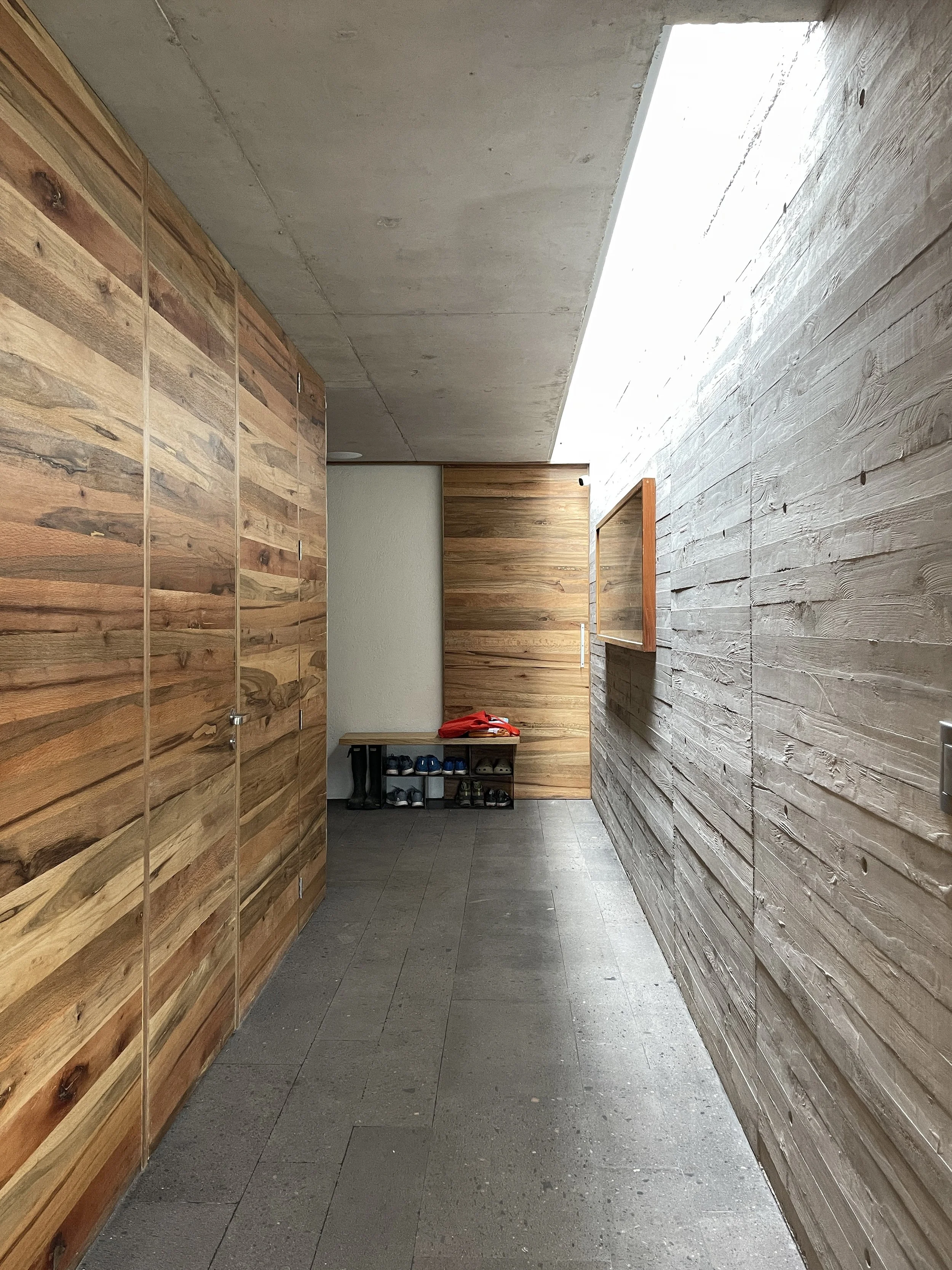 Vestibulo Mud Room.JPG