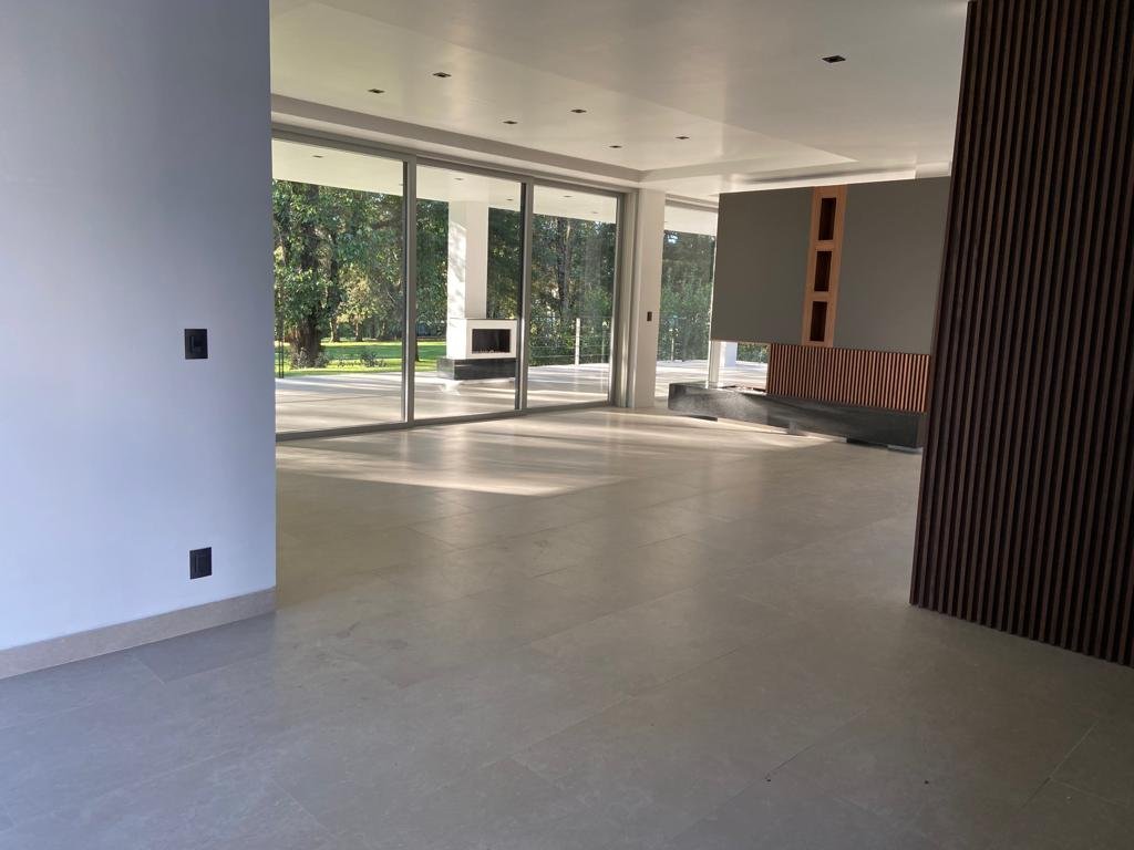 WhatsApp Image 2022-06-24 at 9.47.01 AM (1).jpeg