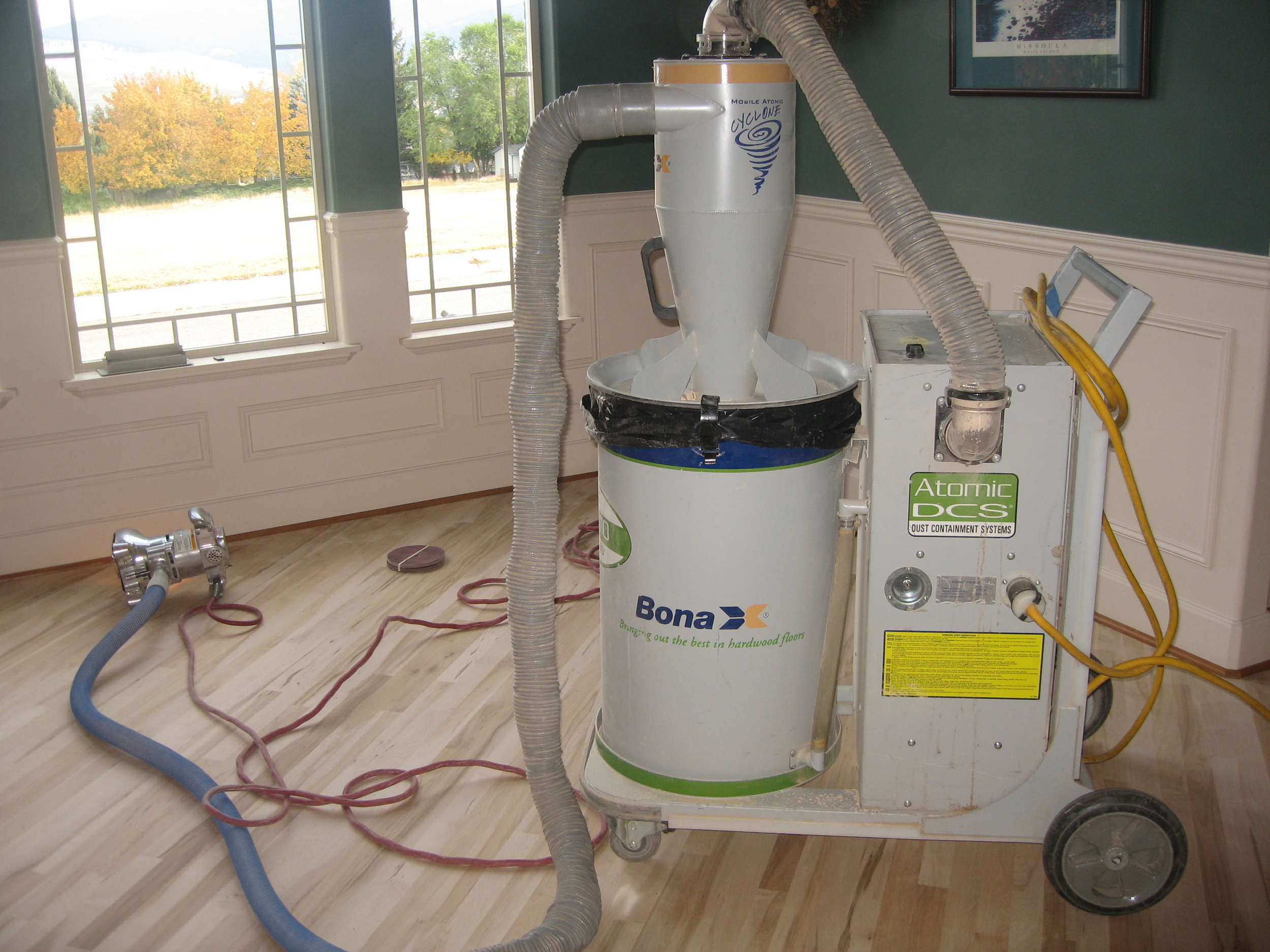   State of the Art Dust Containment   for a Dustless Wood Flooring Experience   See More  