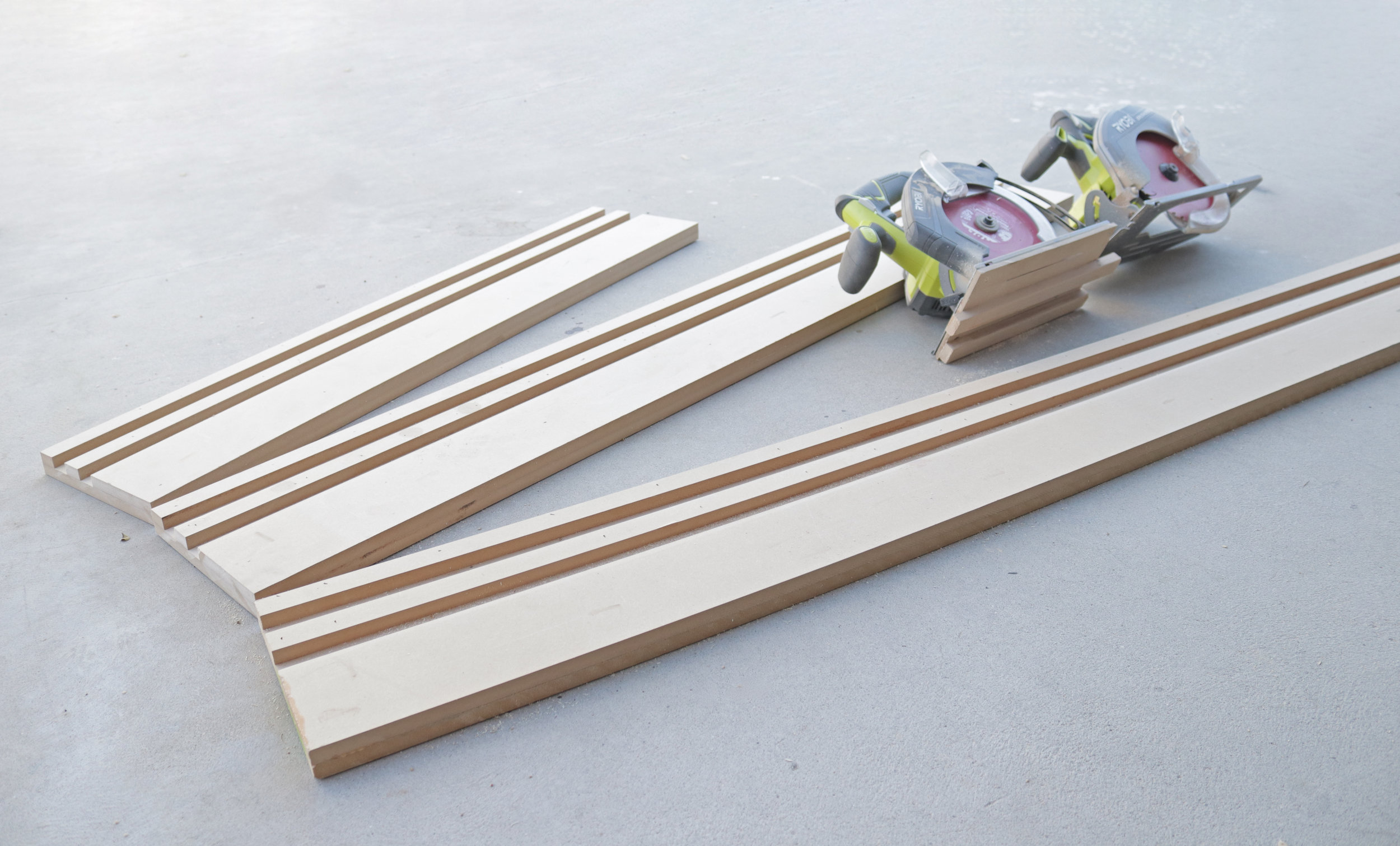  DIY Track Saw Guide for standard Circular Saw. By: Mike Montgomery | Modern Builds   