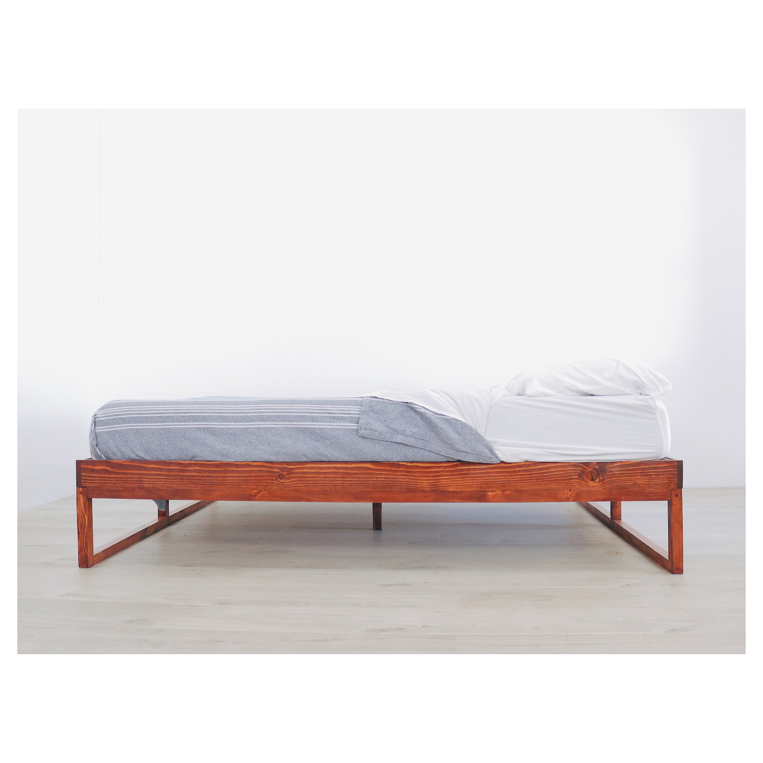  DIY Platform Bed by Mike Montgomery | Modern Builds 