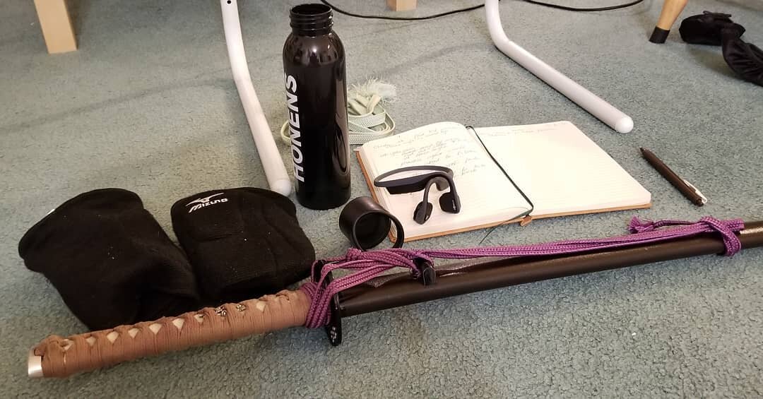 The aftermath of an Iaido class in Zoom. We had a great night, using breakout rooms so us senpai could do more detailed work with our kouhai and later working with sensei on our Chuden Iaido kata. Oh! I should do a review of my @aftershokz Titanium o