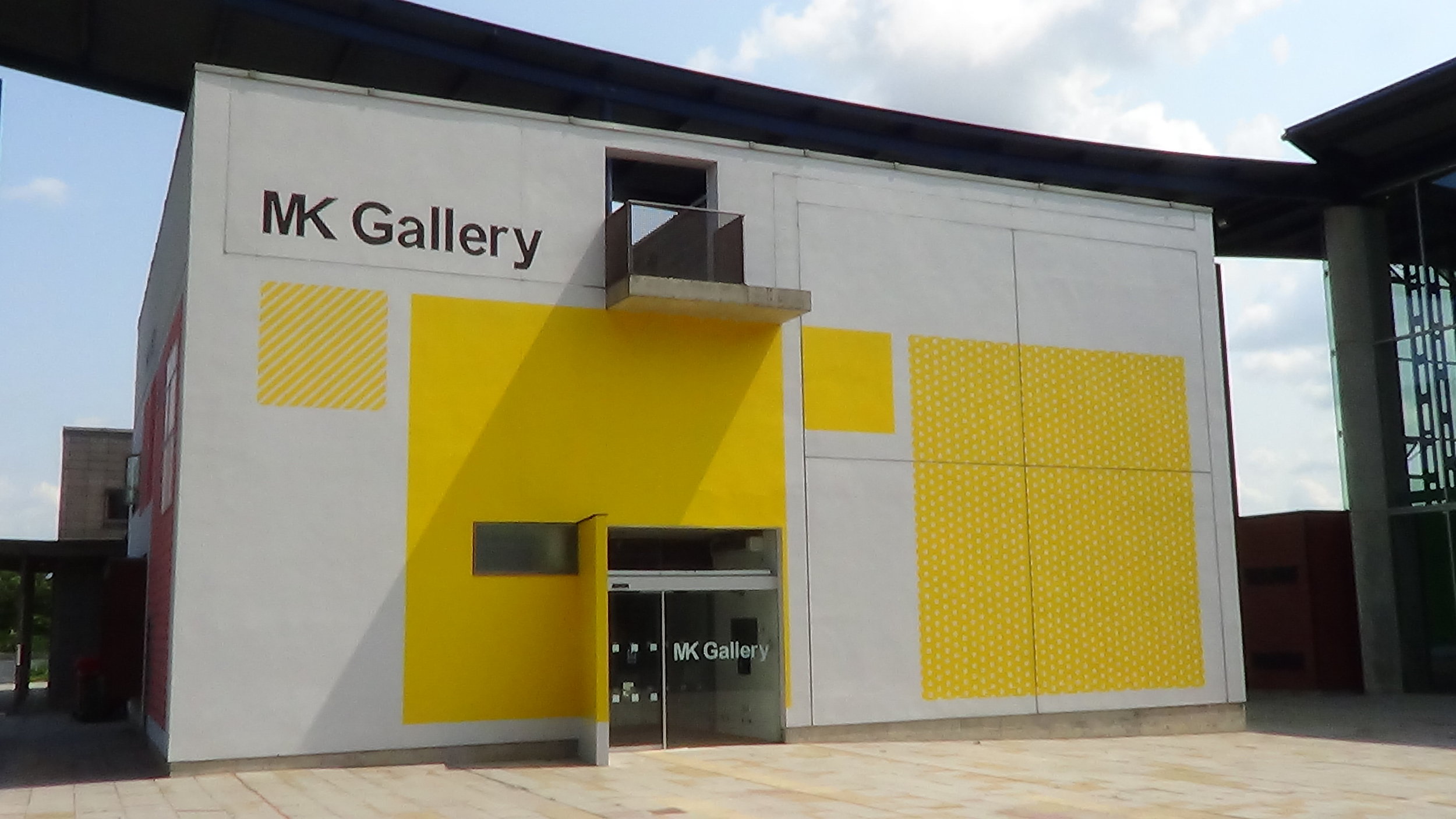This spring, MK Gallery showcases new and exciting work by over 70 emerging and established artists in MK Calling 2017 . This exhibition will celebrate and champion the breadth of creativity in and around Milton Keynes and includes a wide range of art forms alongside a dynamic programme of events and participatory sessions. The MK Calling 2017 preview with live music, food and drinks will take place on Thursday 20 April from 6-10pm. Speeches will take place at 6.45pm. Everyone is welcome. MK Calling 2017 runs from 21 April to 27 May 2016. Admission is free.