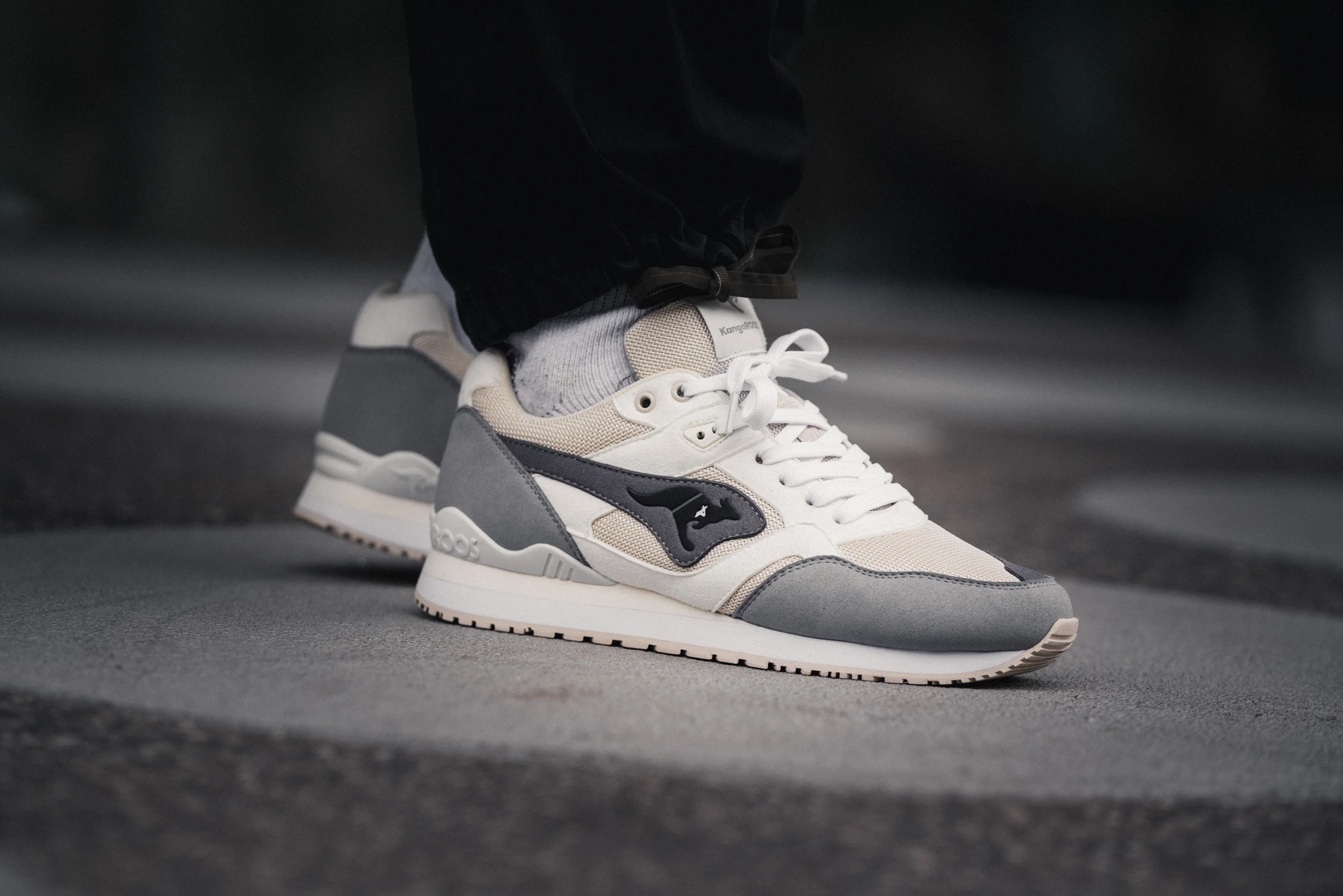 KangaROOS _RACER_creamwhite_4.jpg