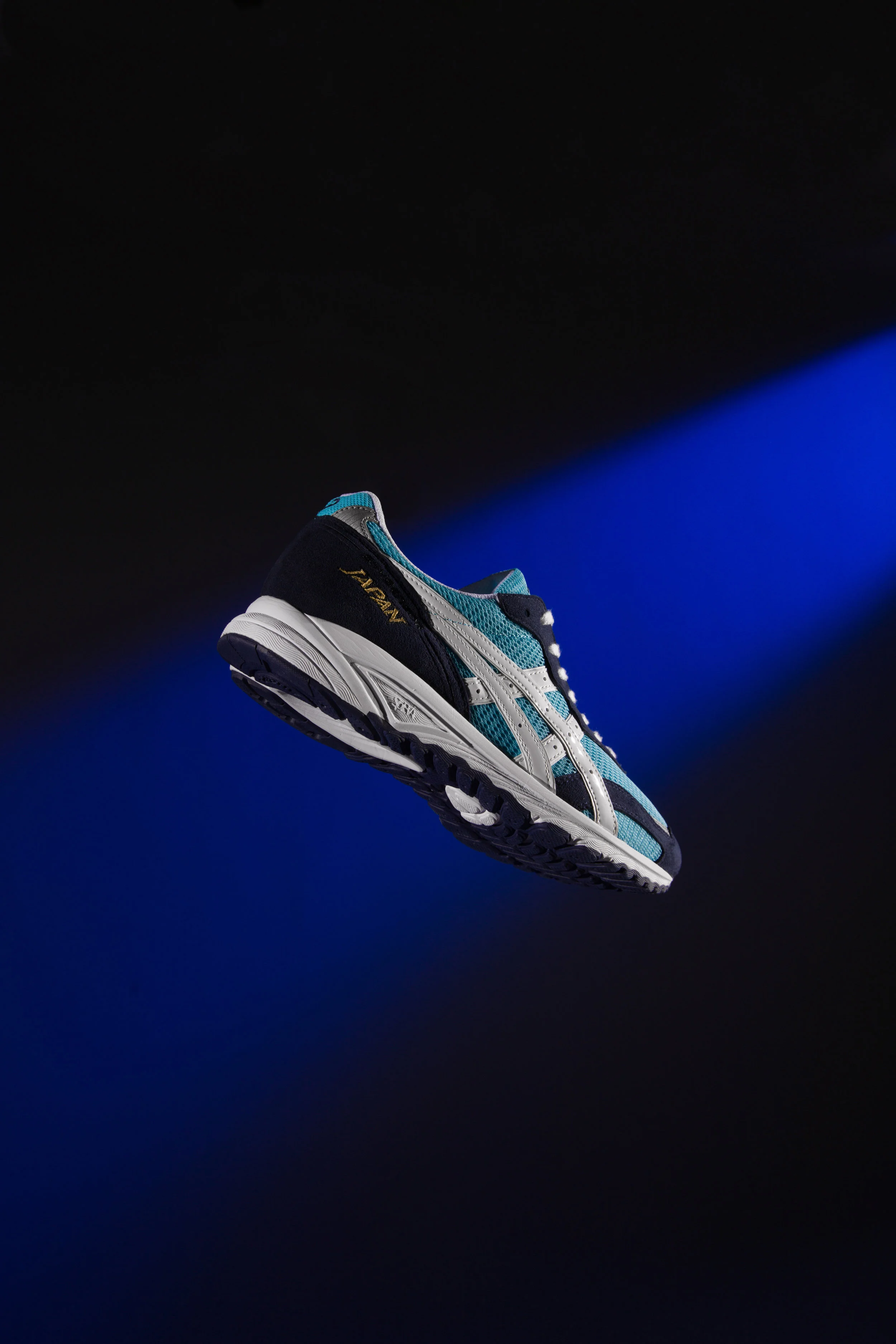 Asics2.jpg
