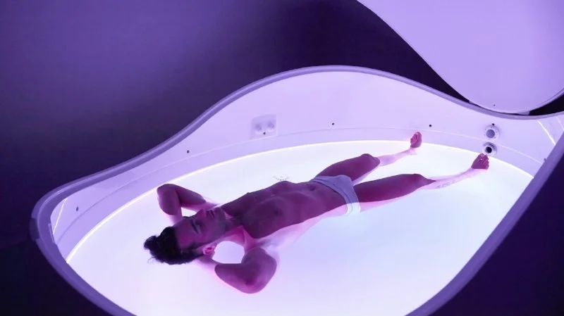 Galleggiare nel Floating POD Theta