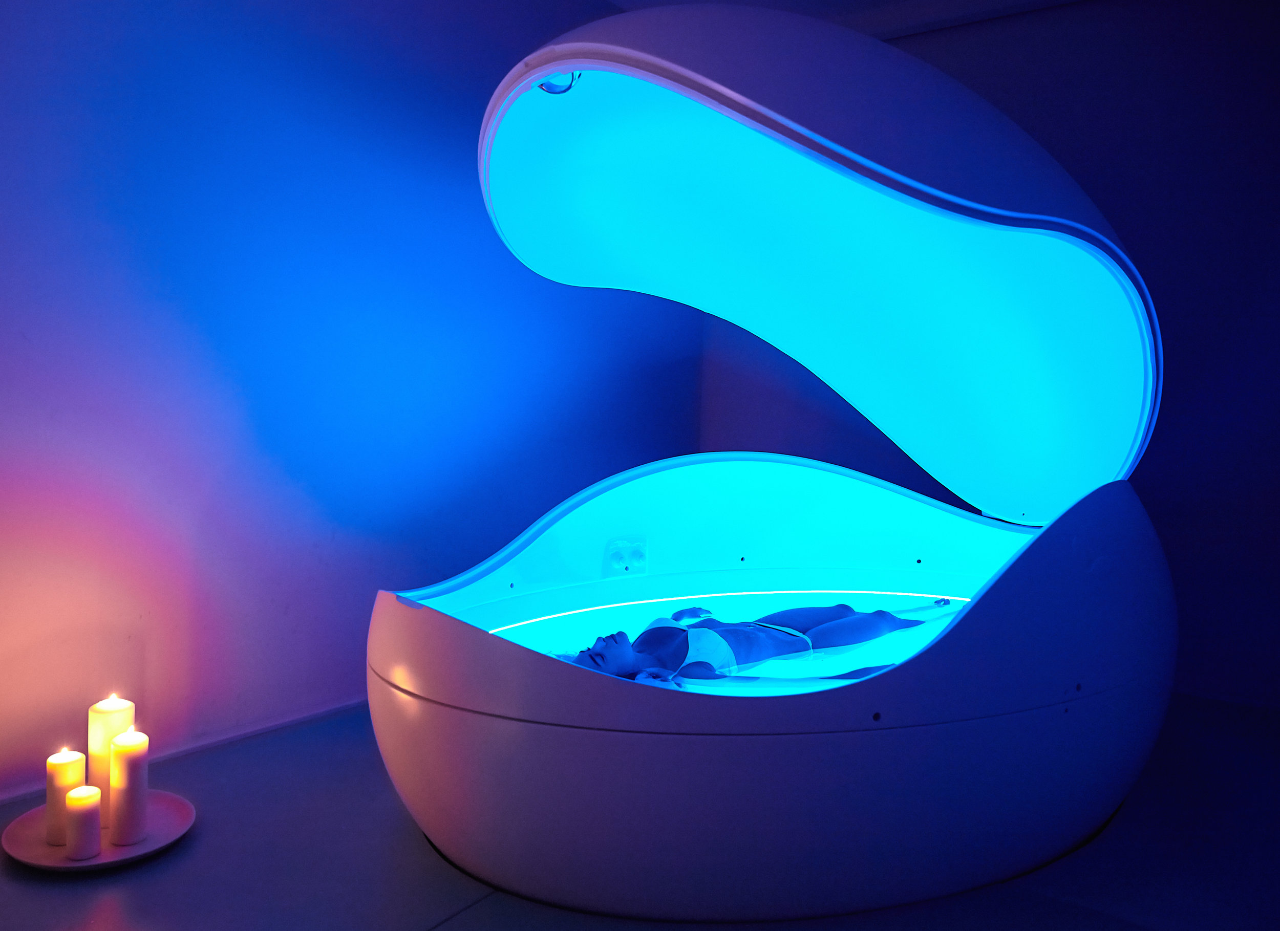 Floating Pod Theta 1 Experience.jpg