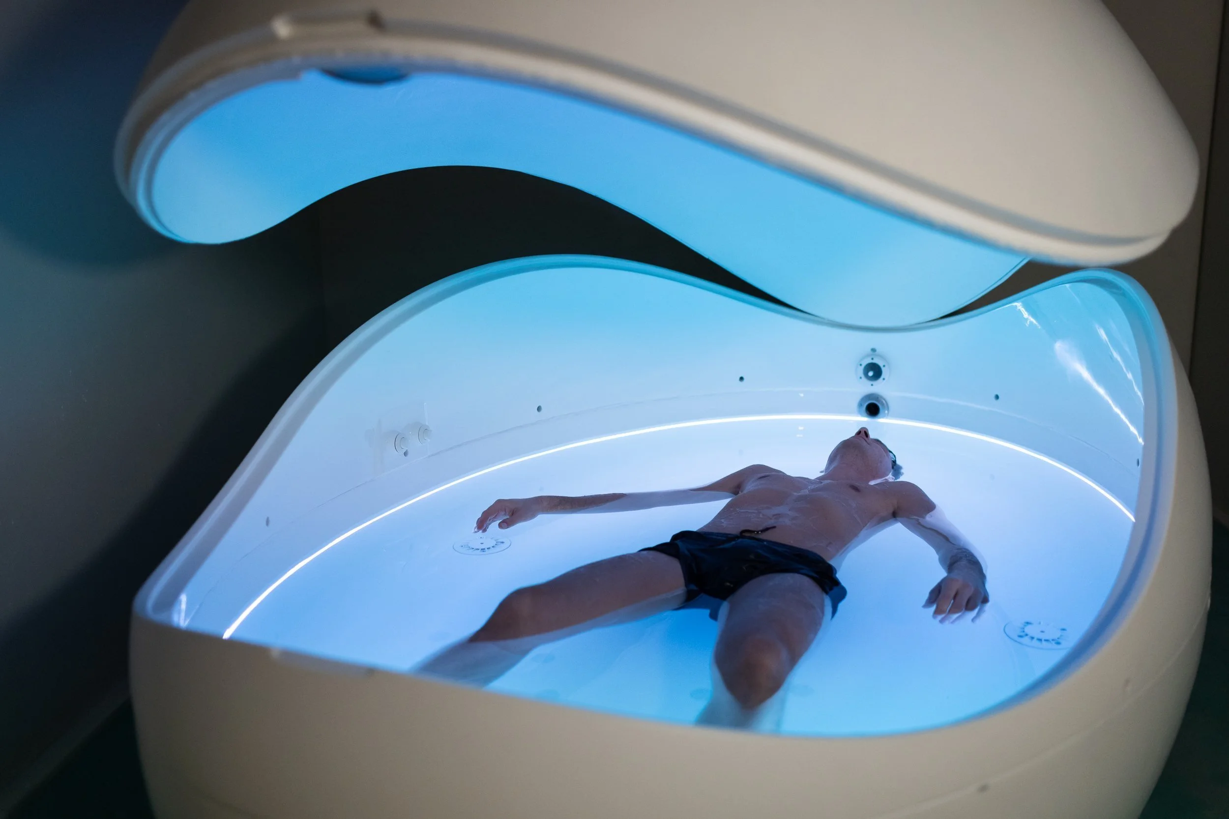 Cos’è il Floating anche conosciuto come sensory deprivation