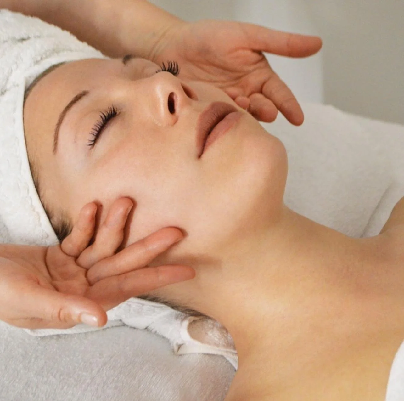 skin care e massaggi viso floating flo