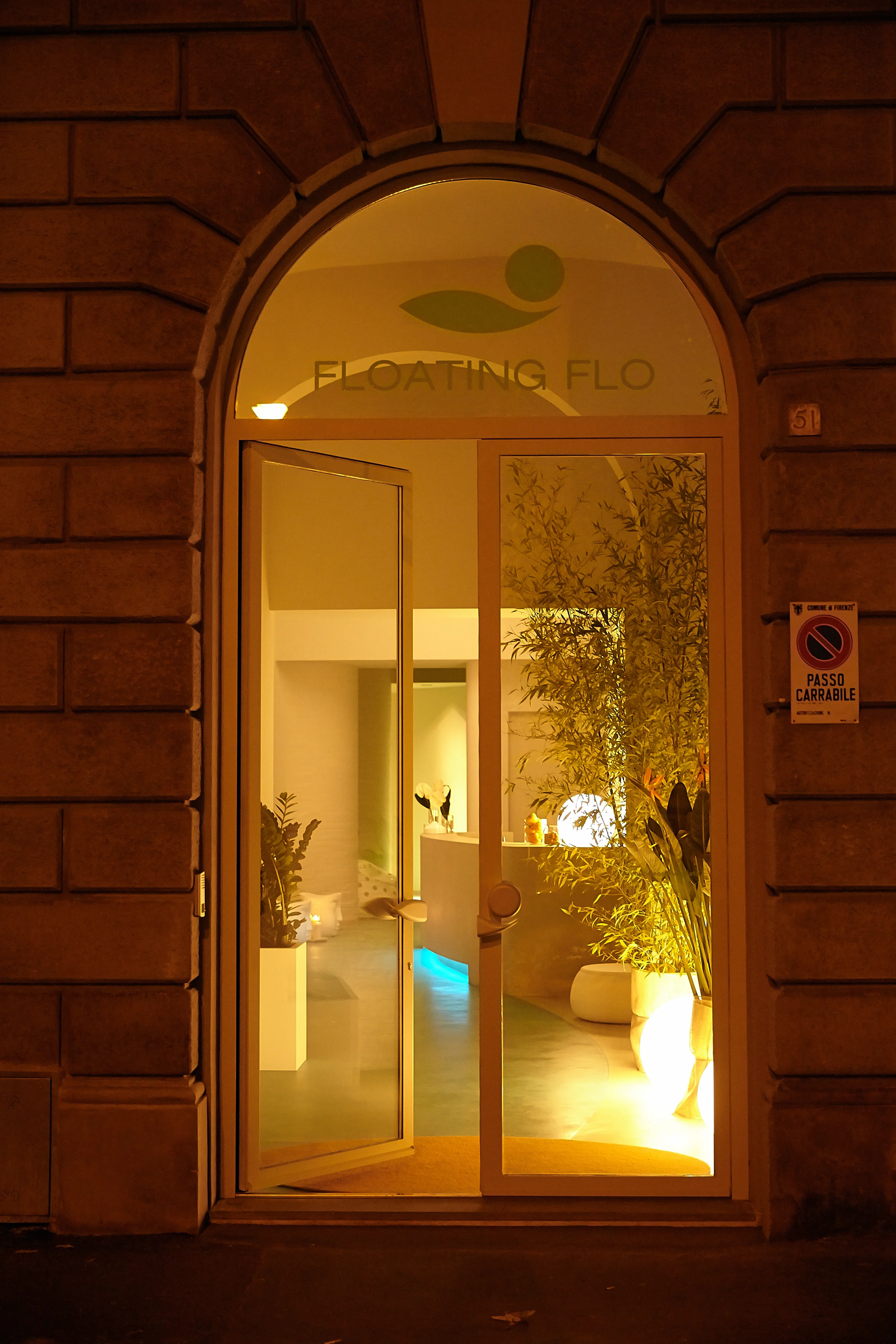 Float jpegs non ritoccate 53.webp