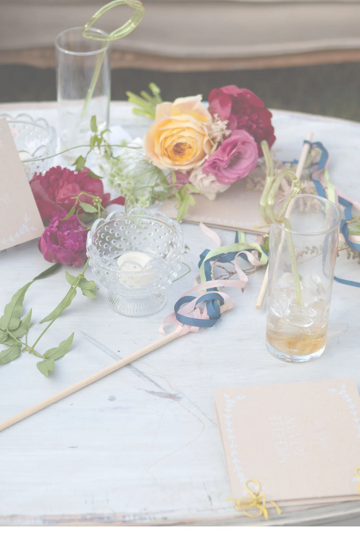 MICHELLE + EVAN FALMOUTH, MASSACHUSETTS MORE BELOW / THE VISION / VINTAGE QUIRK COLORFUL WHIMSY PHOTOGRAPHY BY / LISA NEIGHBORS PHOTOGRAPHY THANK YOU TO / WILDFOLK STUDIO LI WARDIAN QUINN LU CREATIVE STUDIO HIGHFIELD HALL