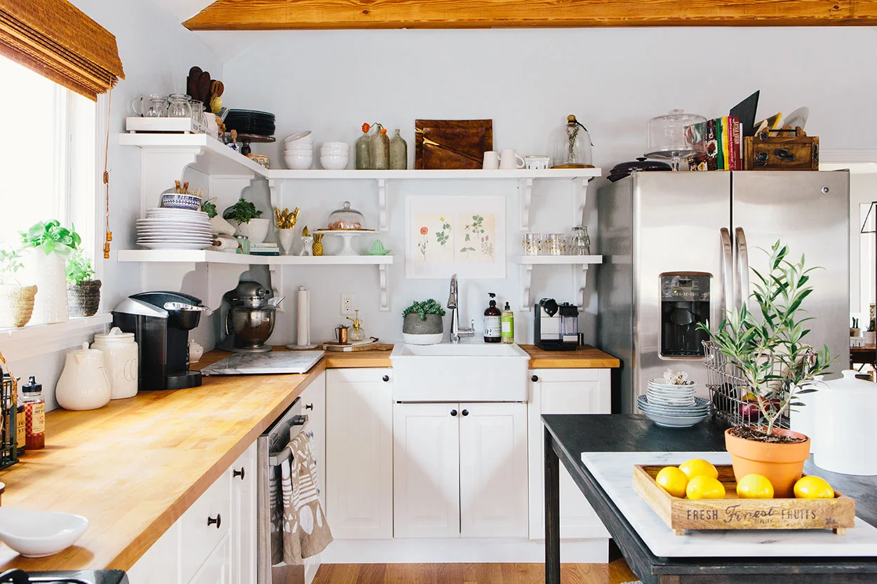 #farmhousedialfano kitchen / circa early 2015 on design*sponge / photo by joyelle west