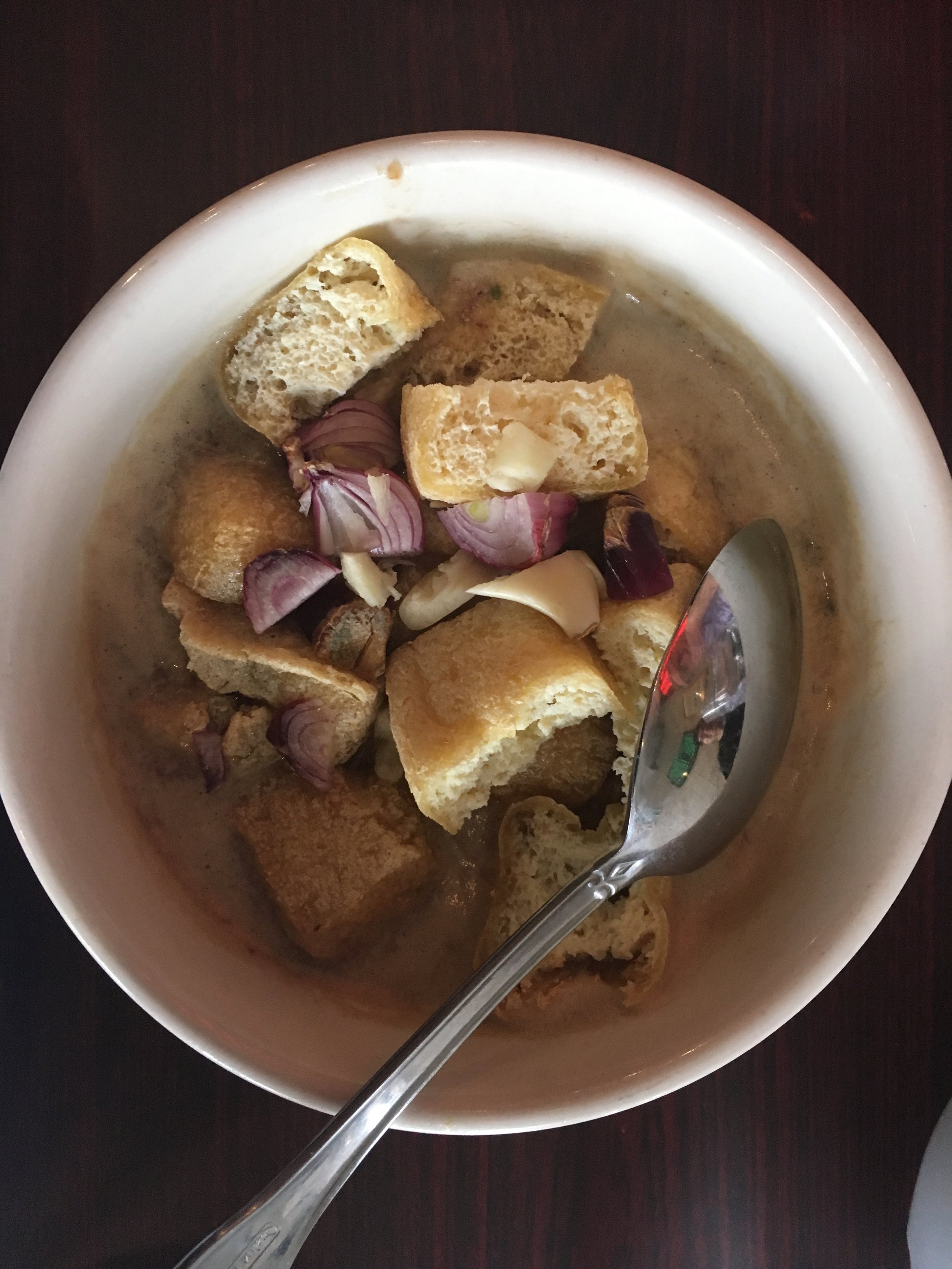 Fried tofu in sweet/sour chili sauce