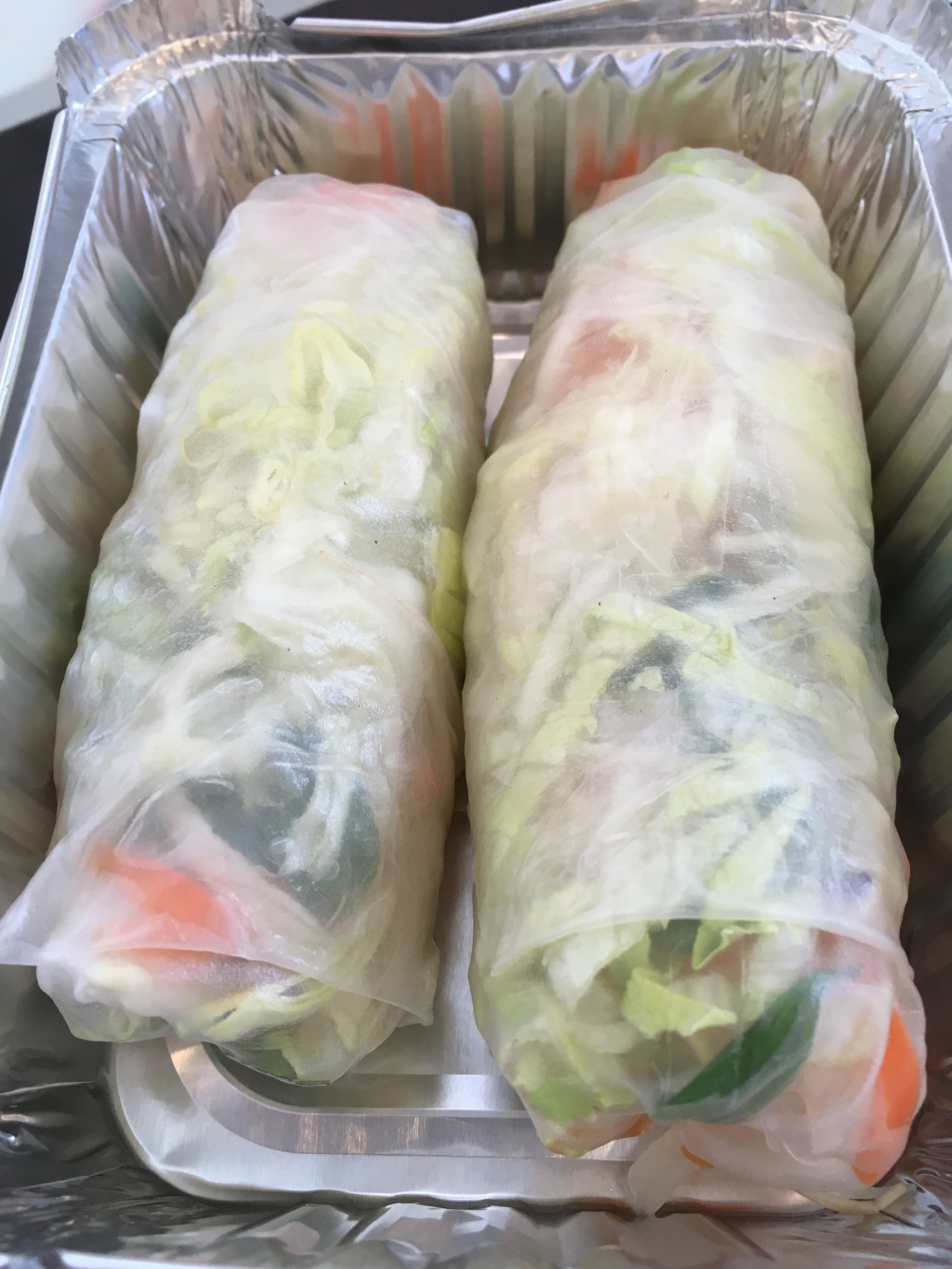 Saiguette vegetarian summer rolls