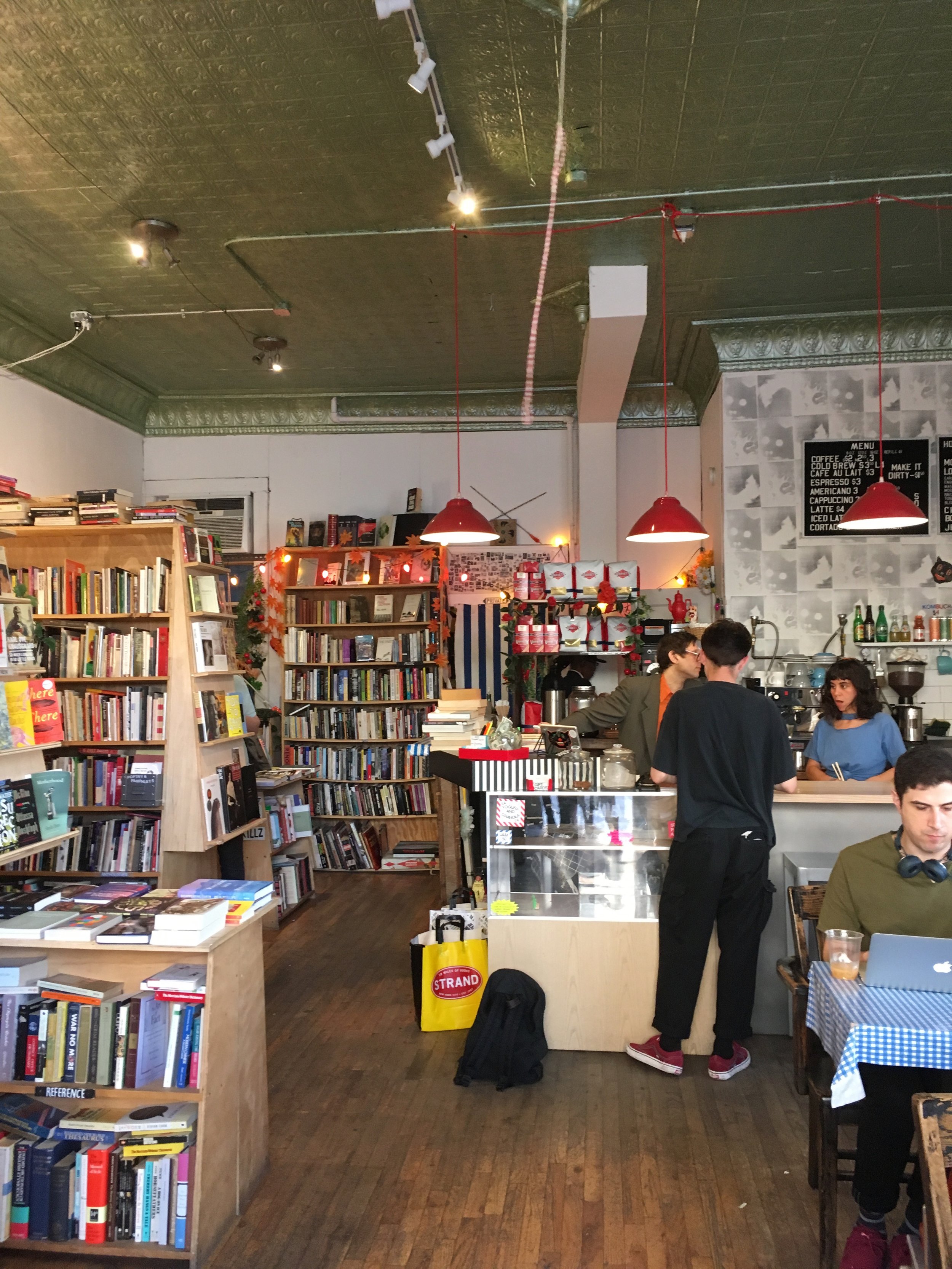 Topos--a rare used bookstore