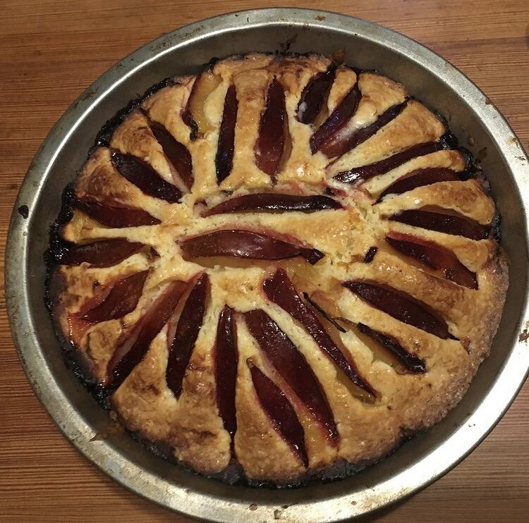 Plum Torte, but in a pie pan. NO!