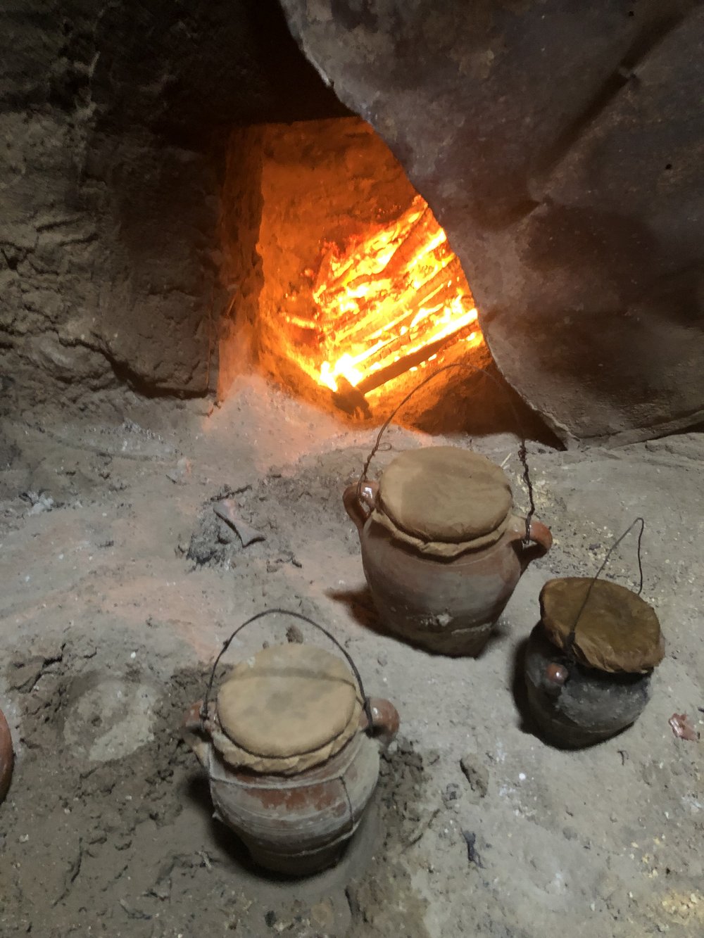 Tangias cooking at local Hammam