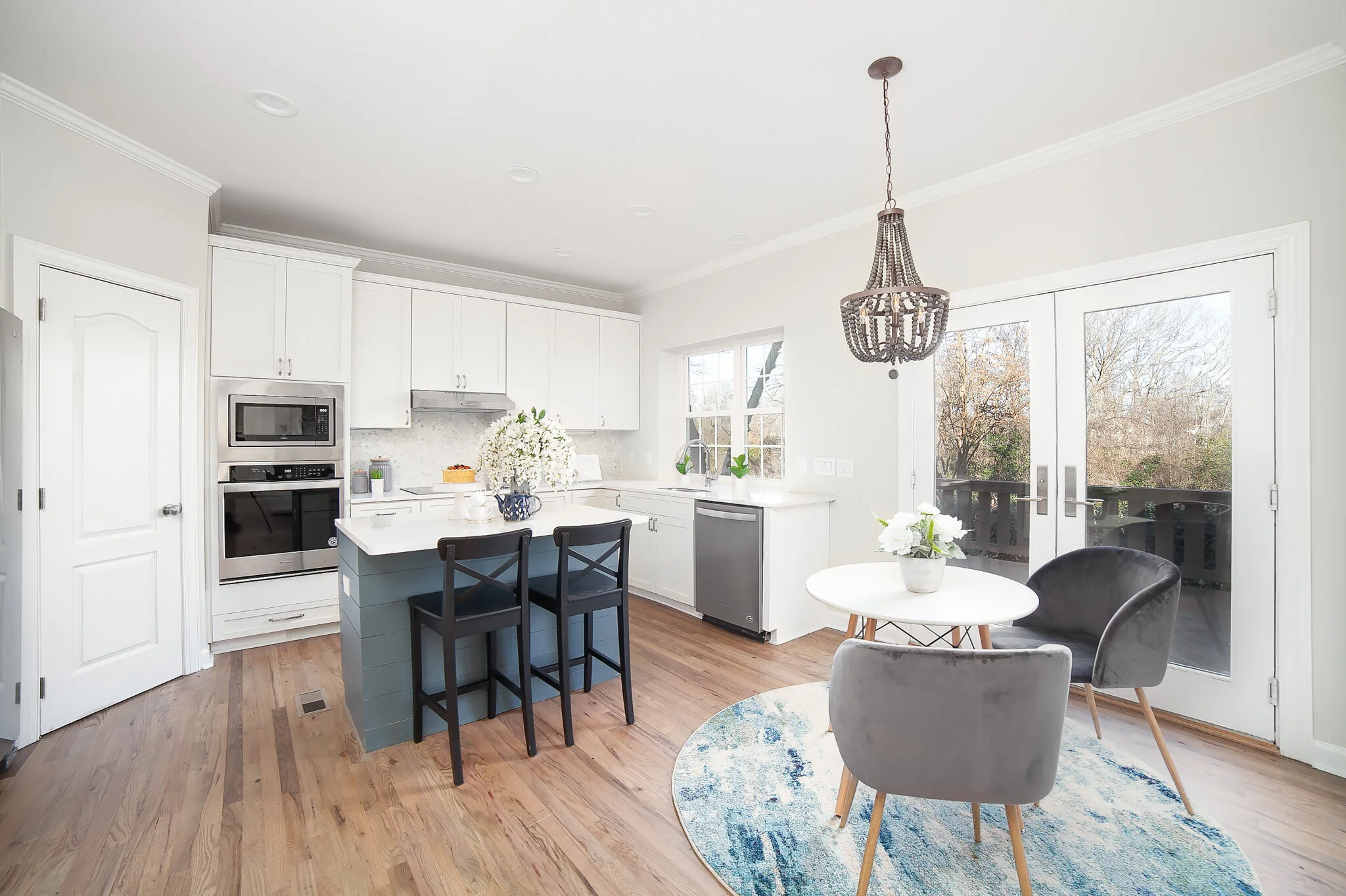 5701 Fairvista Dr-5.jpg