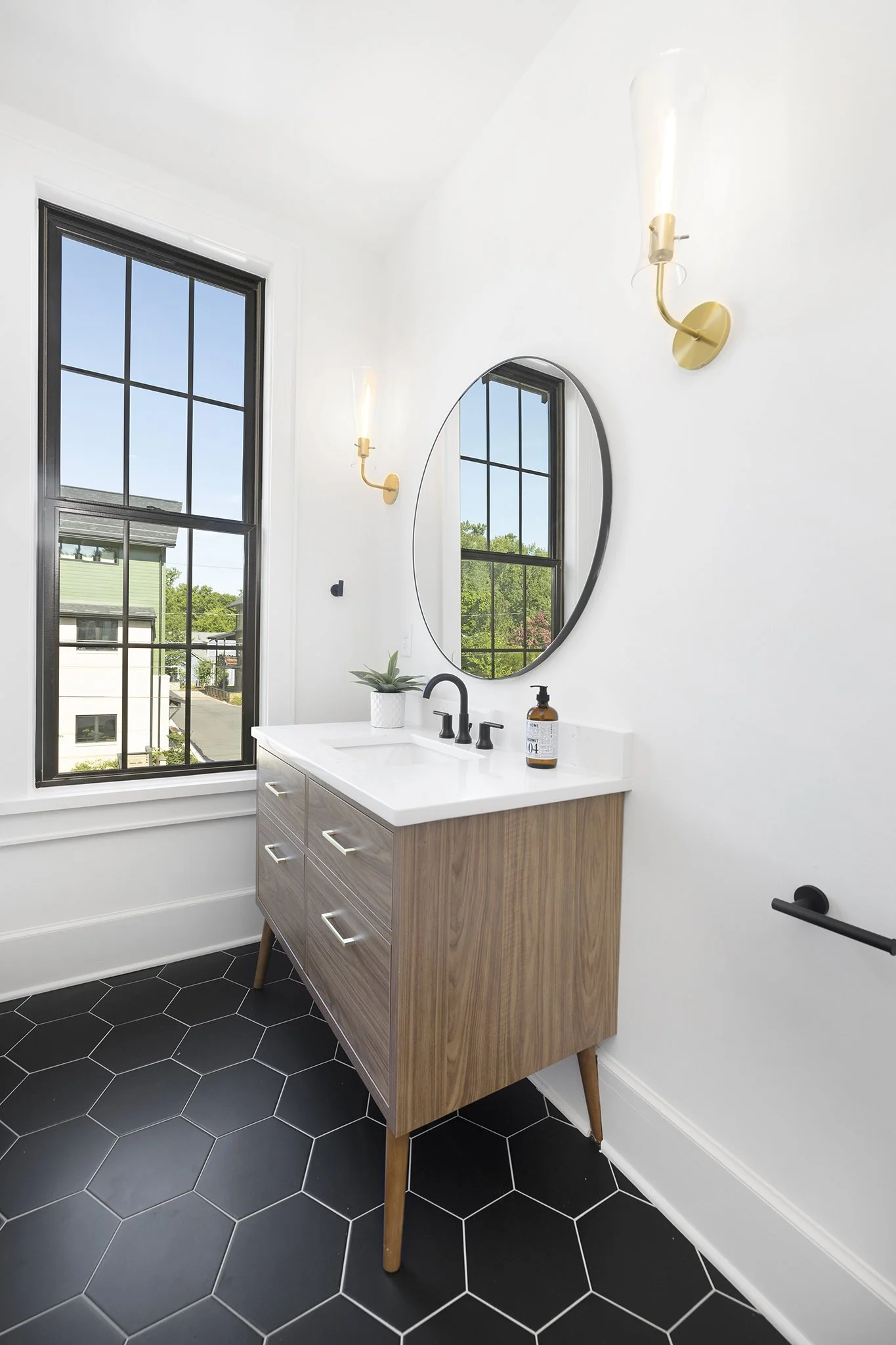 3110 Whiting Ave , Charlotte_10.jpg