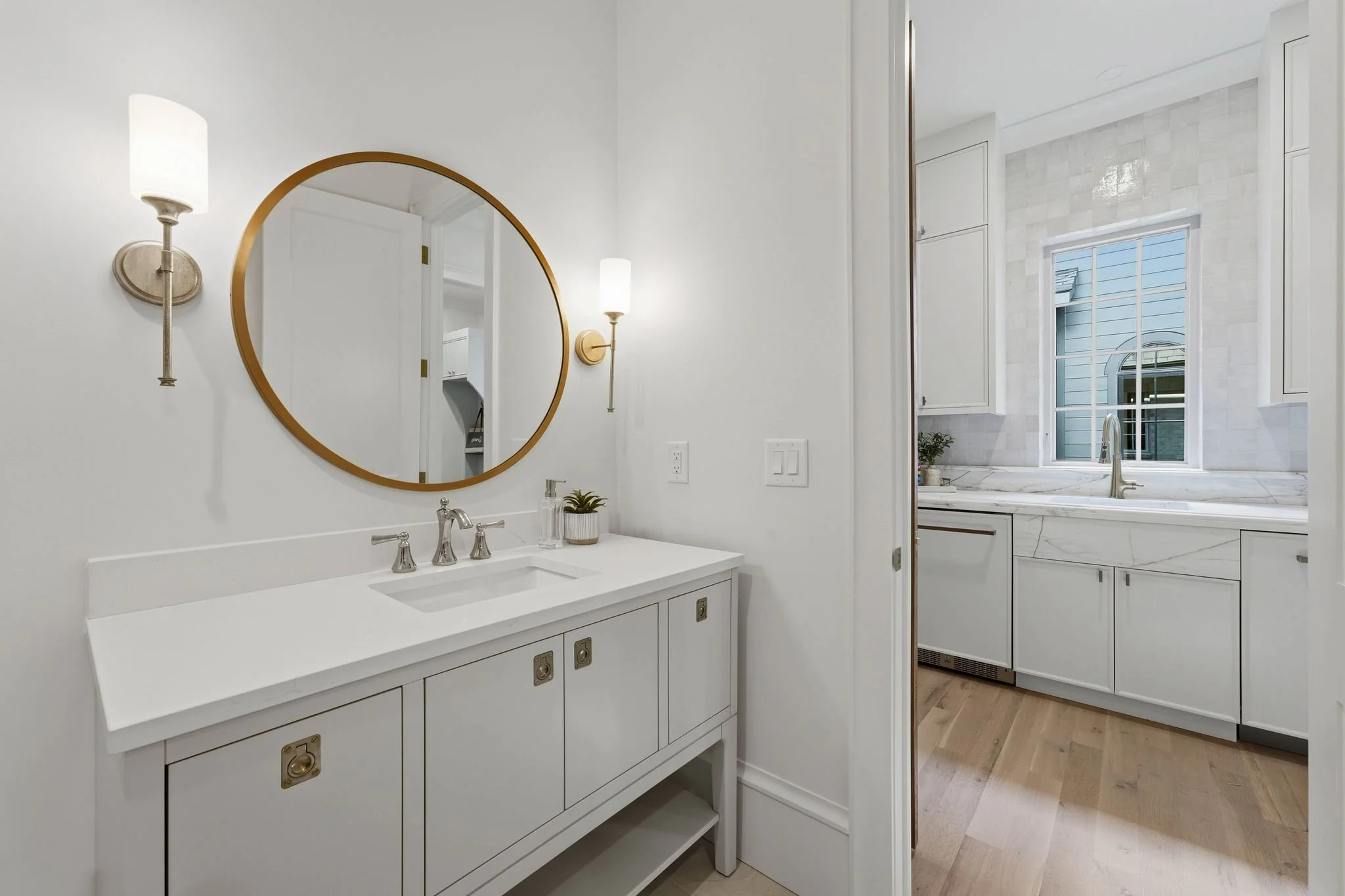 110HunterLn_Int_027.jpg