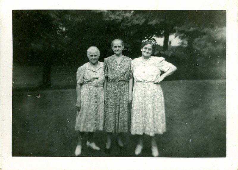  Maggie, Kate and Nellie (Laird Sisters) 