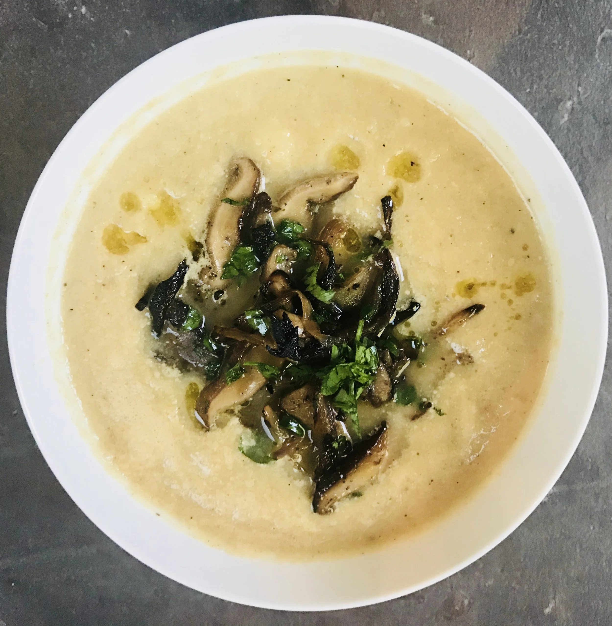 Roasted cauliflower soup with mushrooms and caramelized onions.jpg