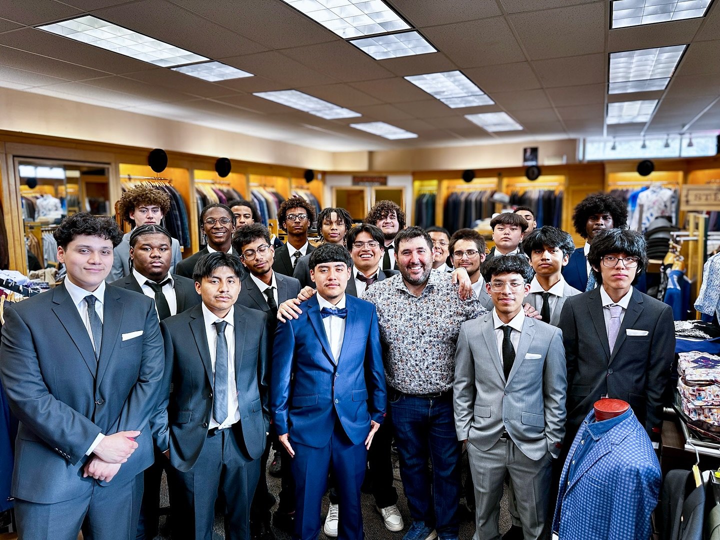 Confidence looks good on them. A huge thanks to @milbernclothingco! Thanks to their generous donation, these young men are suited up for prom, and for whatever comes next. #SuitedForSuccess #PowerOfPartnership #LookGoodFeelGood #LakeStreetWorks