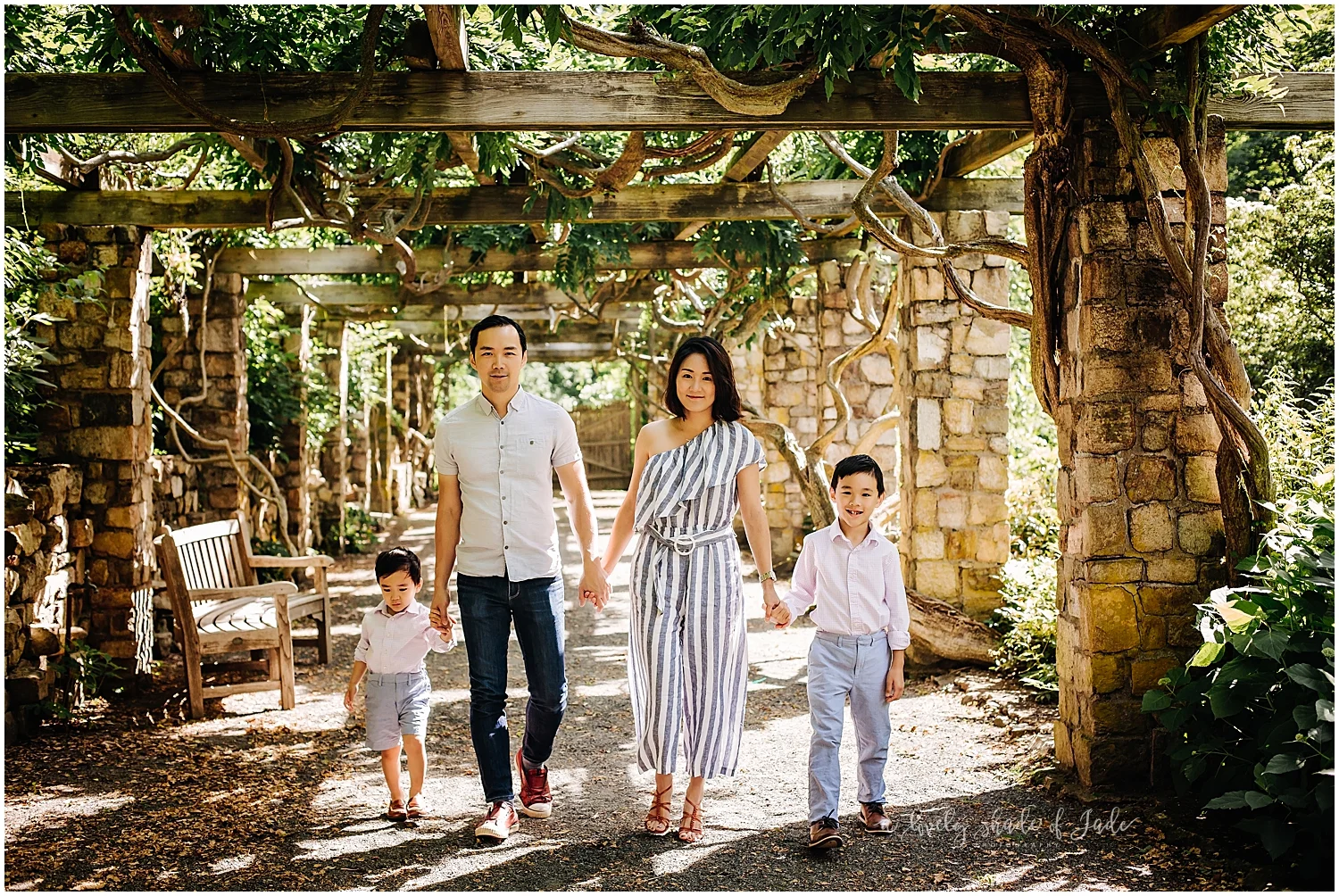 Fun_Extended_Family_Session_Morristown_NJ_Photography_0003.jpg