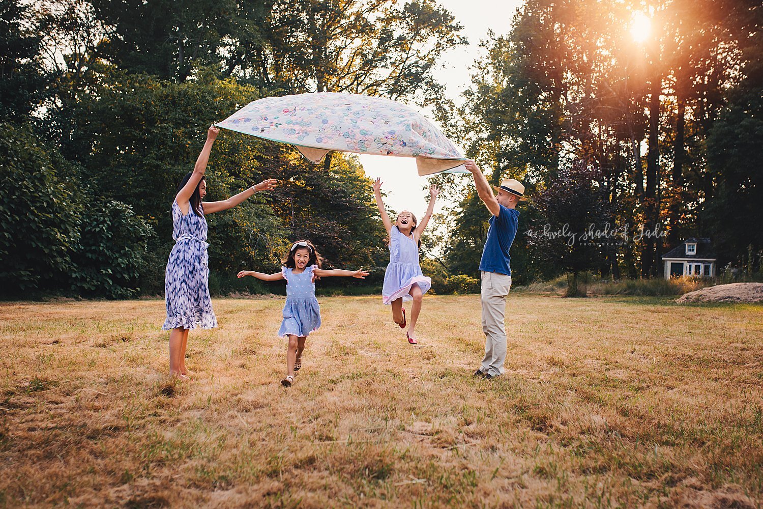 Cross_Estates_Early_Fall_Family_Session_NJ_Photographer_0014.jpg