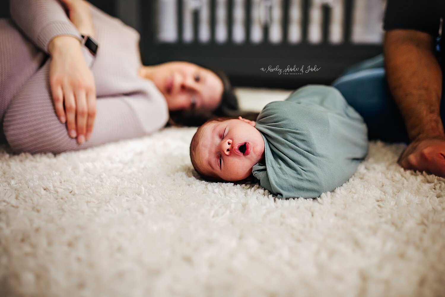 Lifestyle_In_Home_Newborn_Photography_Baby_Alessia_0017.jpg