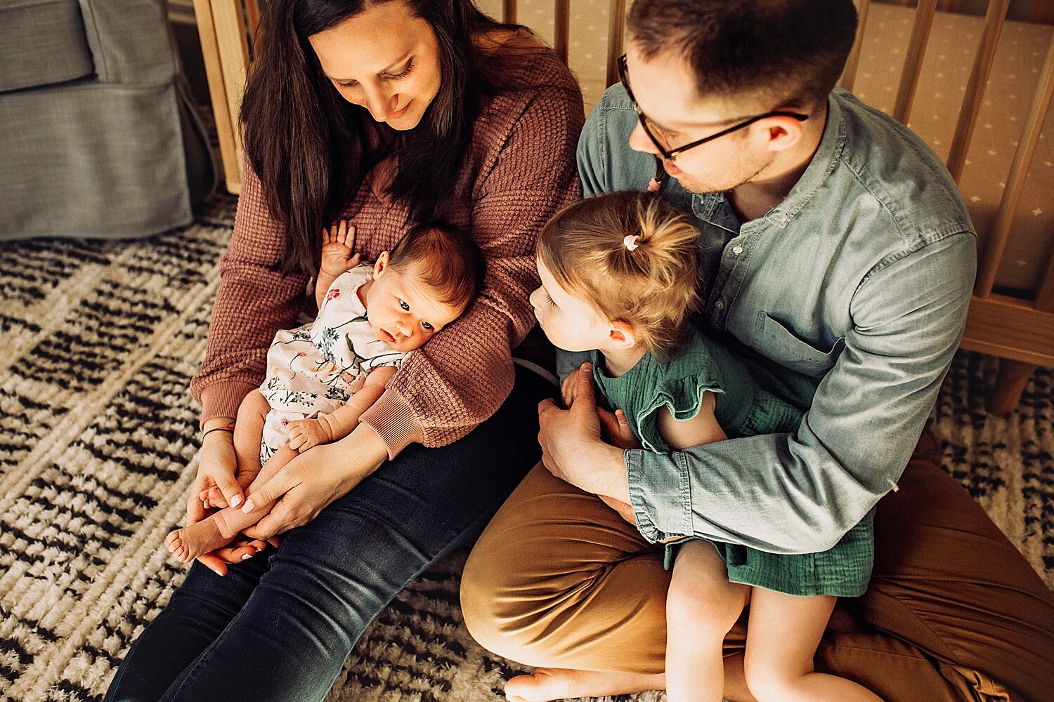 In_Home_Lifestyle_Newborn_Session_NJ_Photographer_0004.jpg