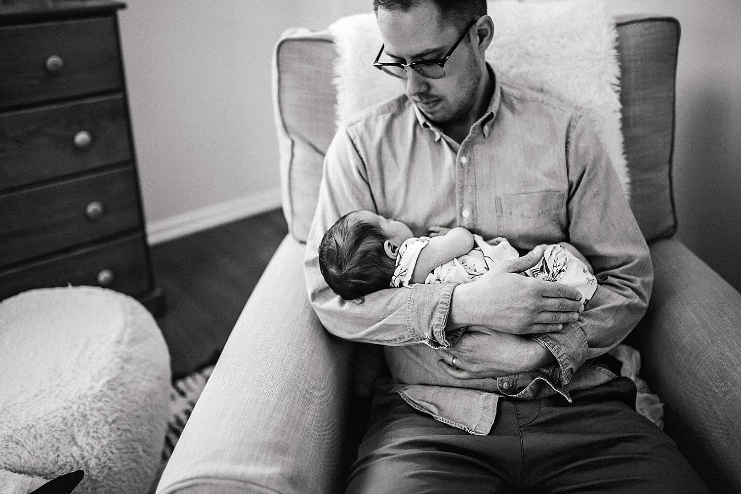 In_Home_Lifestyle_Newborn_Session_NJ_Photographer_0035.jpg