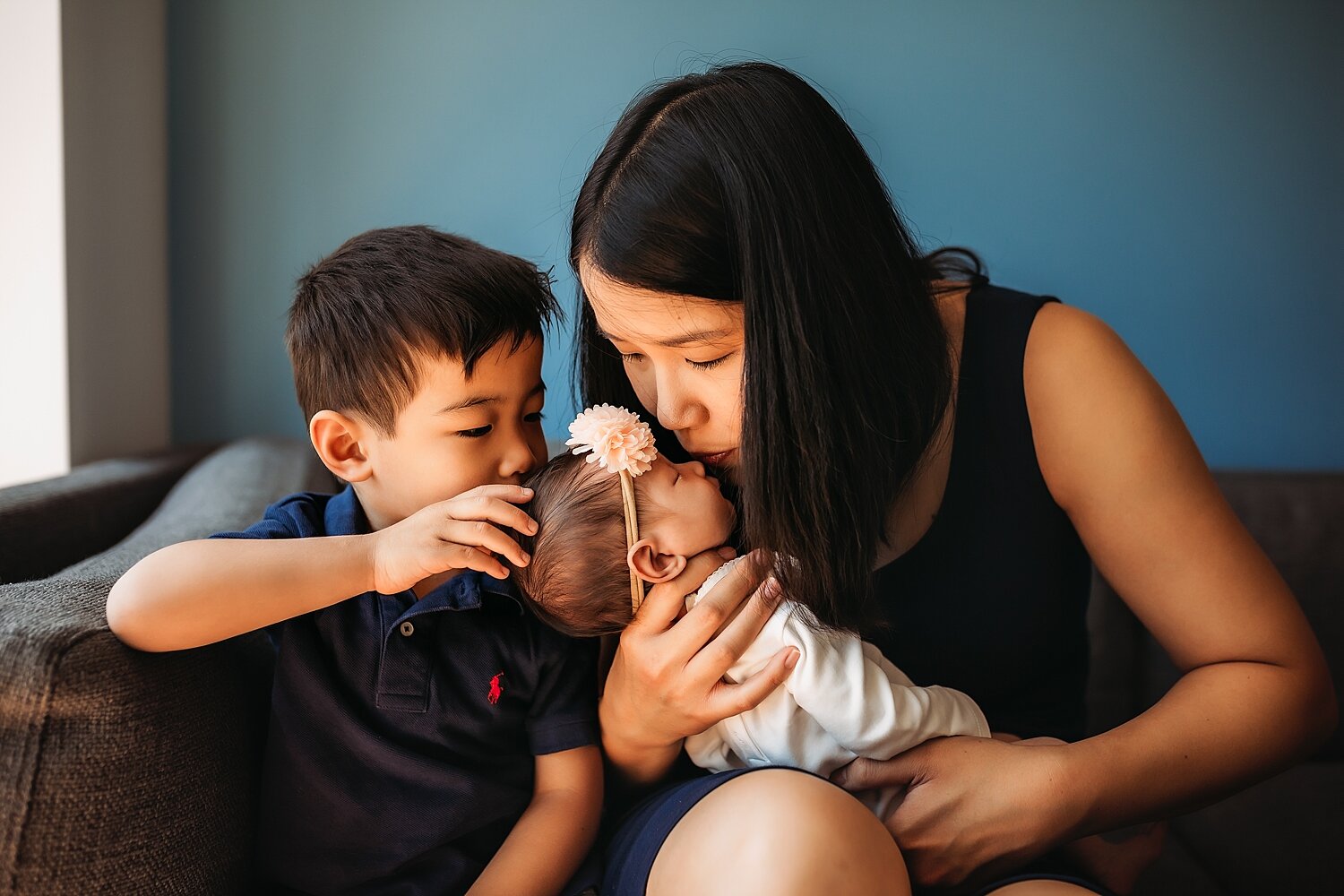 Hong_Family_In_Home_Lifestyle_Newborn_Photos_Jersey_City_NJ_Photographer_0017.jpg