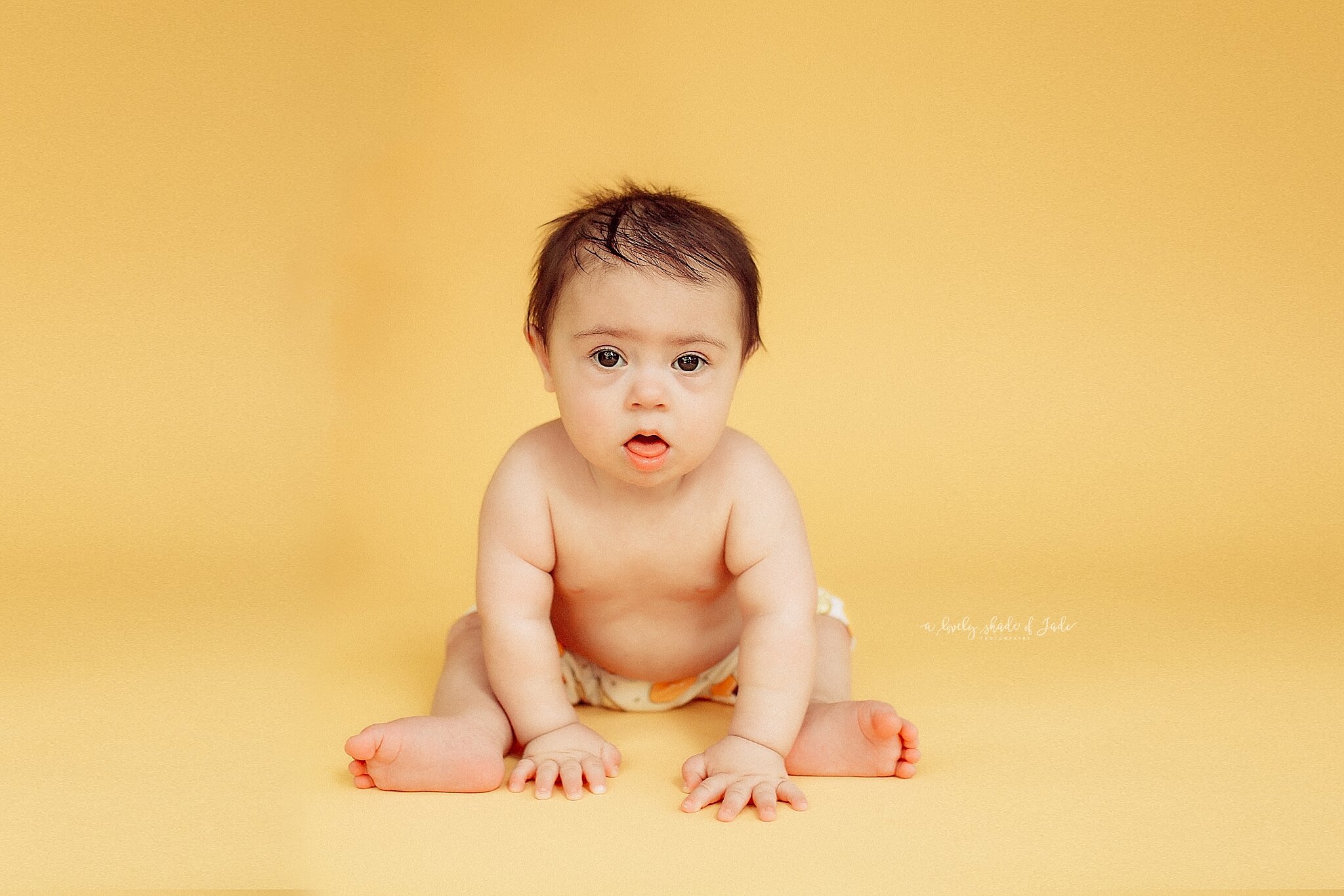 Easy-Peasy-Lemon-Squeezy-Infant-Photos_0001.jpg