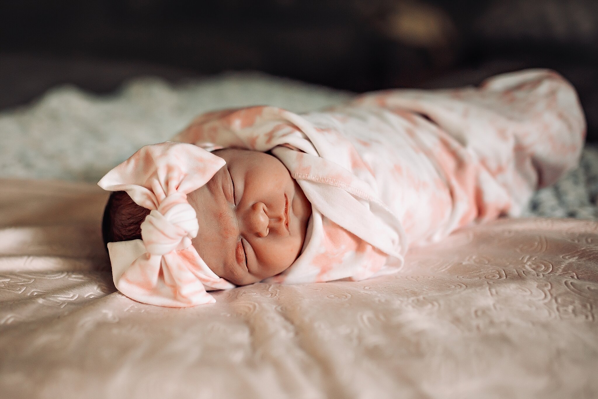 2021_Rodriguez_Lifestyle_In_Home_Newborn_Photos_0029.jpg