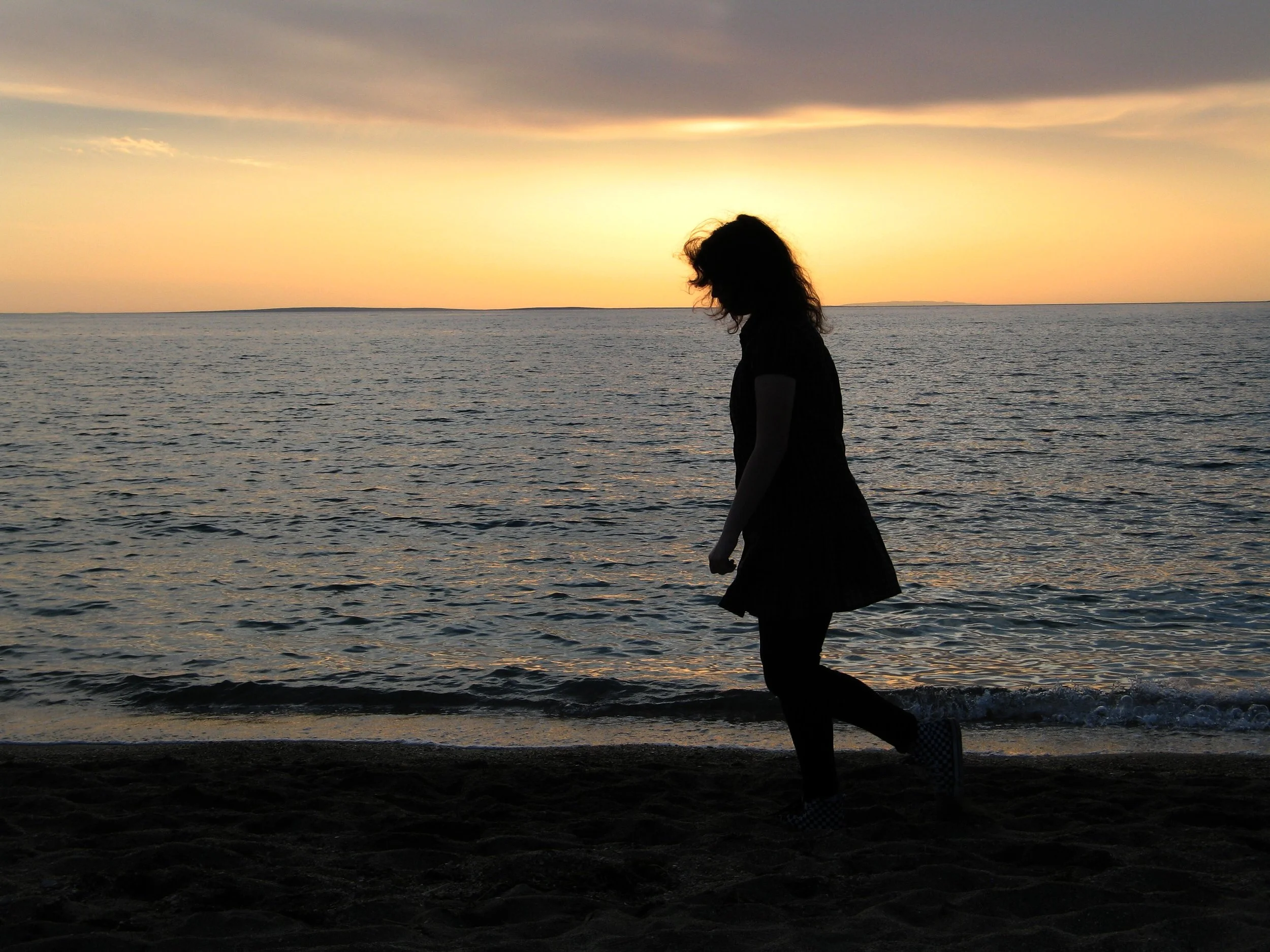 solitary-walk-on-beach.jpg