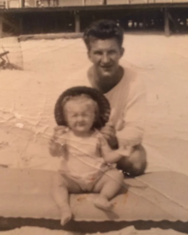 dad%2B%26%2Bbaby%2Bme%2Bon%2Bthe%2Bbeach.jpg