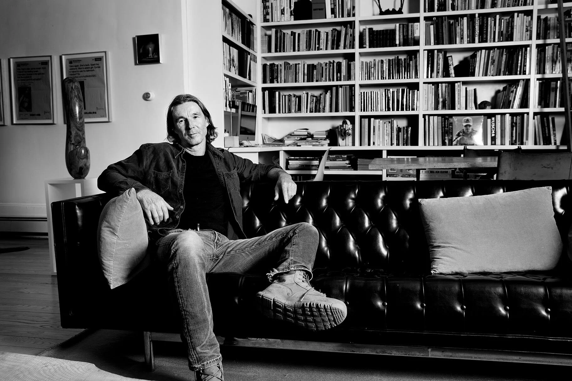 neville-wakefield-art-curator-new-york-chandelier-creative-guillaume-ziccarelli-01.jpg