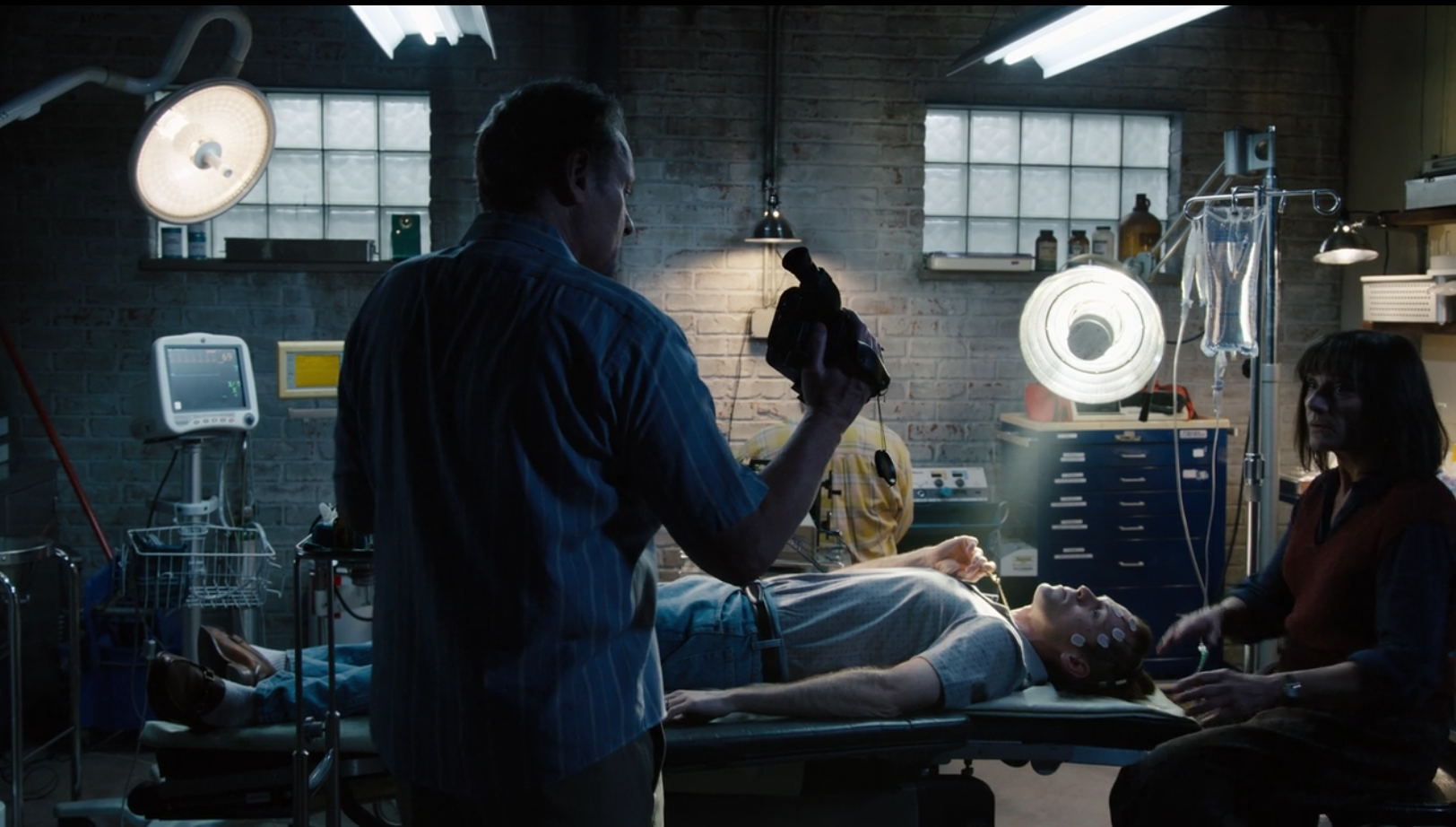 SET DESIGN