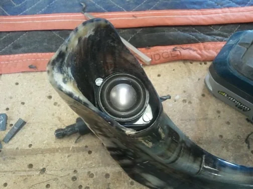 shofar-speaker-mounted.jpg