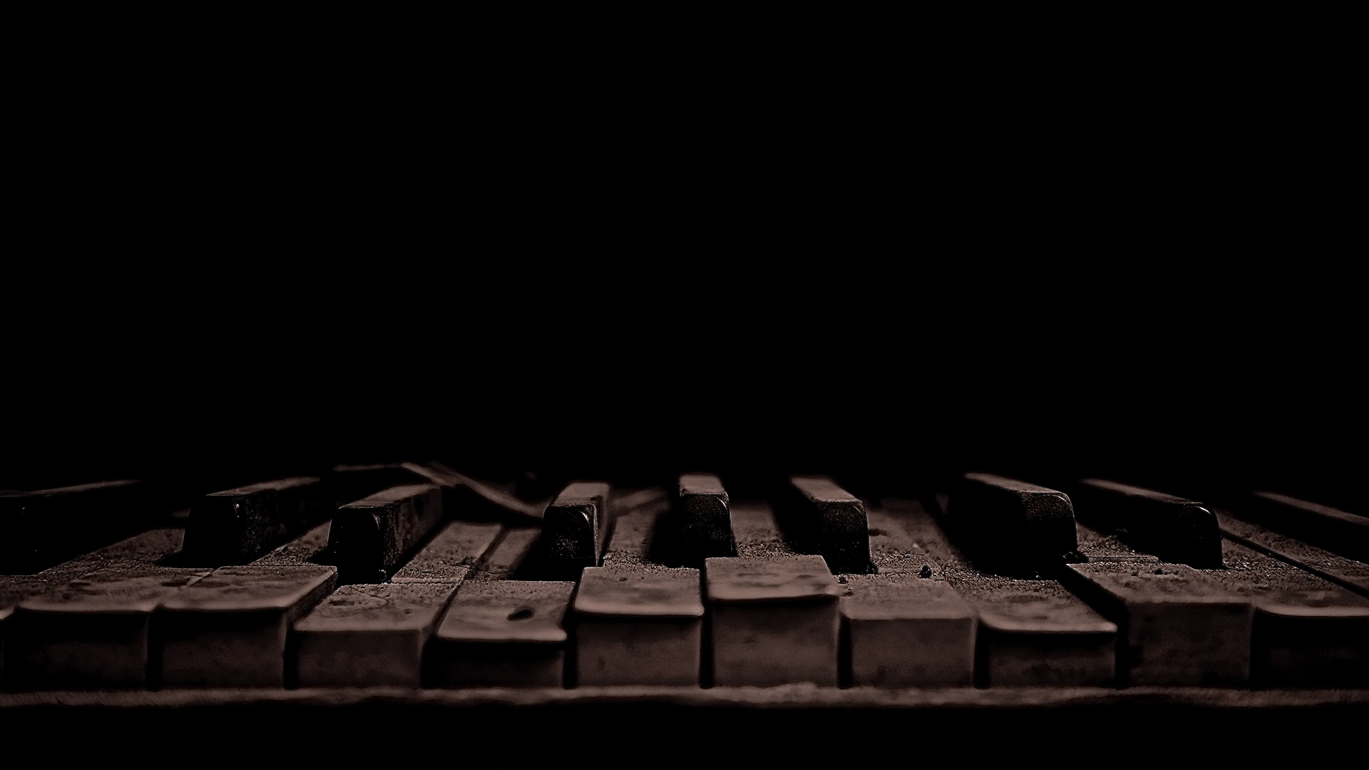 old broken piano keys - Version 6.jpg