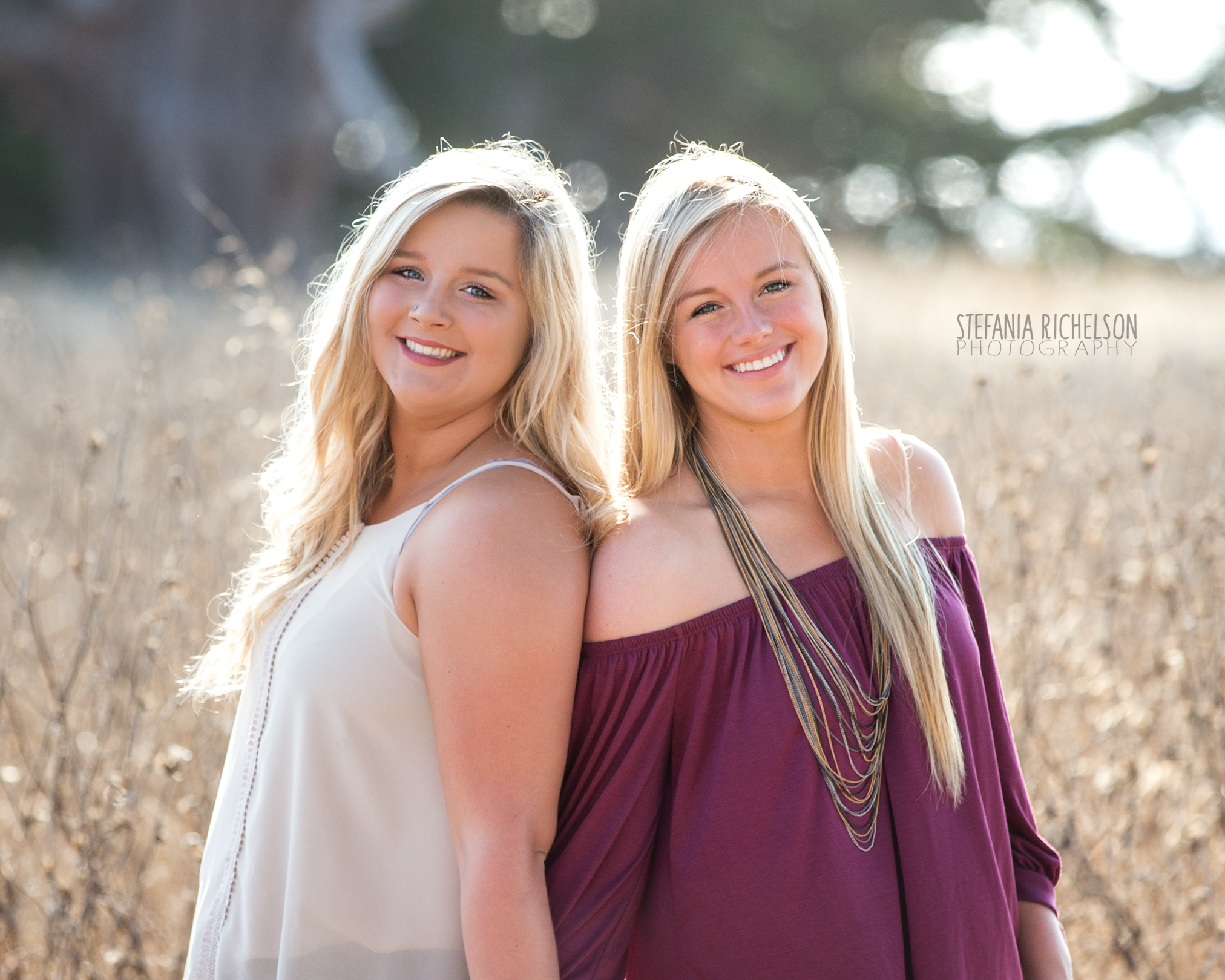sisters.in.field.in.mendocino.png