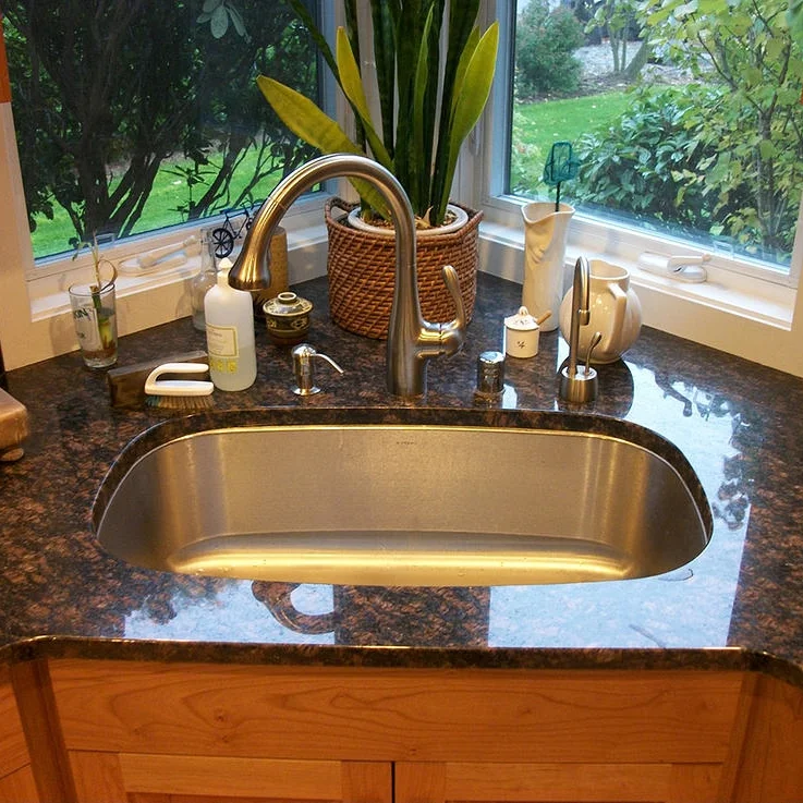 Kitchen Using Raw Slab Granite