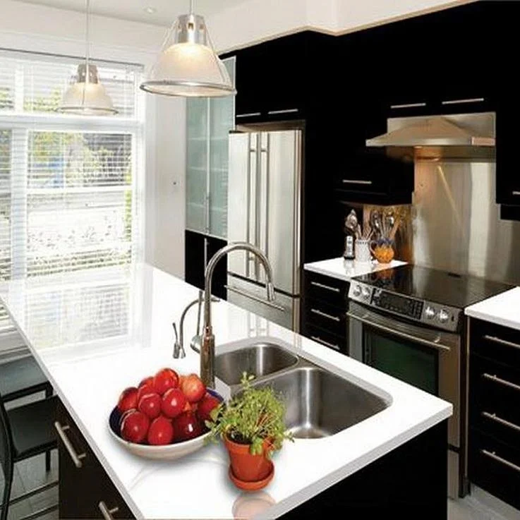 Kitchen Using Prefabricated Quartz