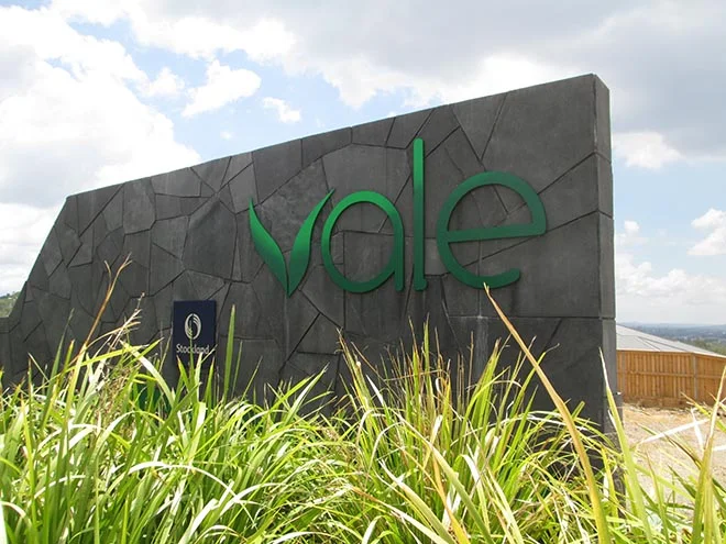 bremner-visual-signs-vale-1.jpg