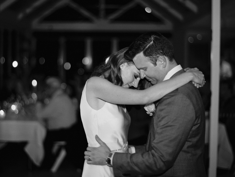 wedding photography adelaide hills-mandalay house and garden-bride and groom first dance