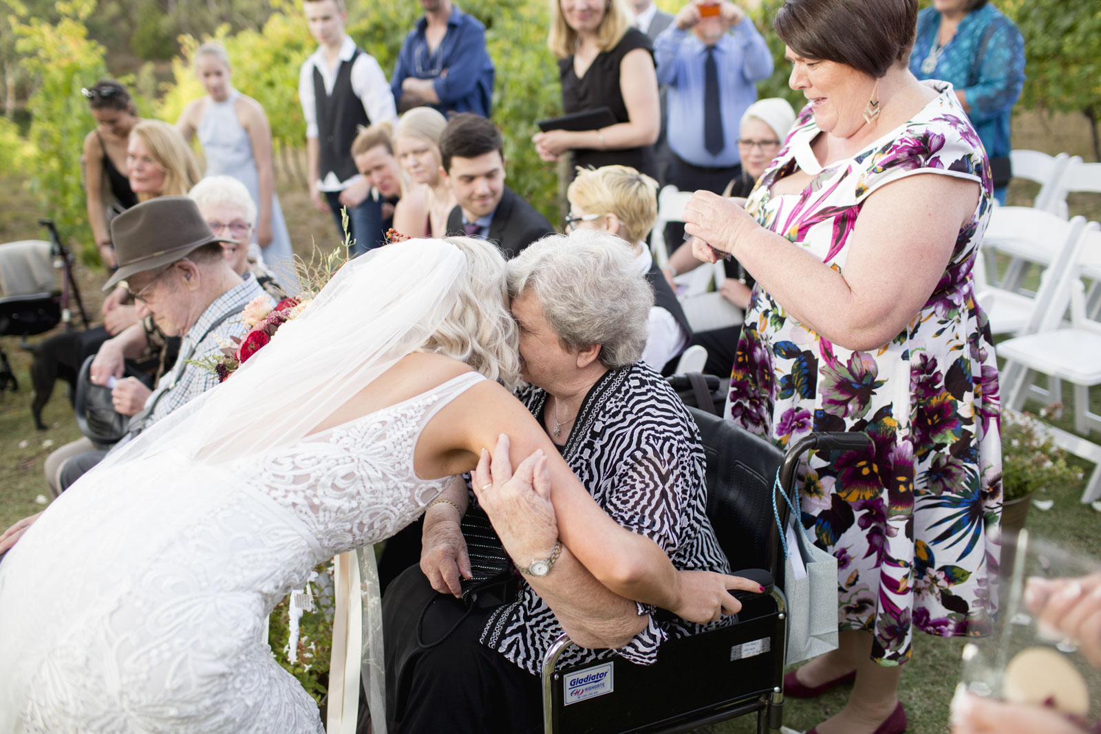 MOUNT-LOFTY-RANGES-VINEYARD-WEDDING_0035.jpg