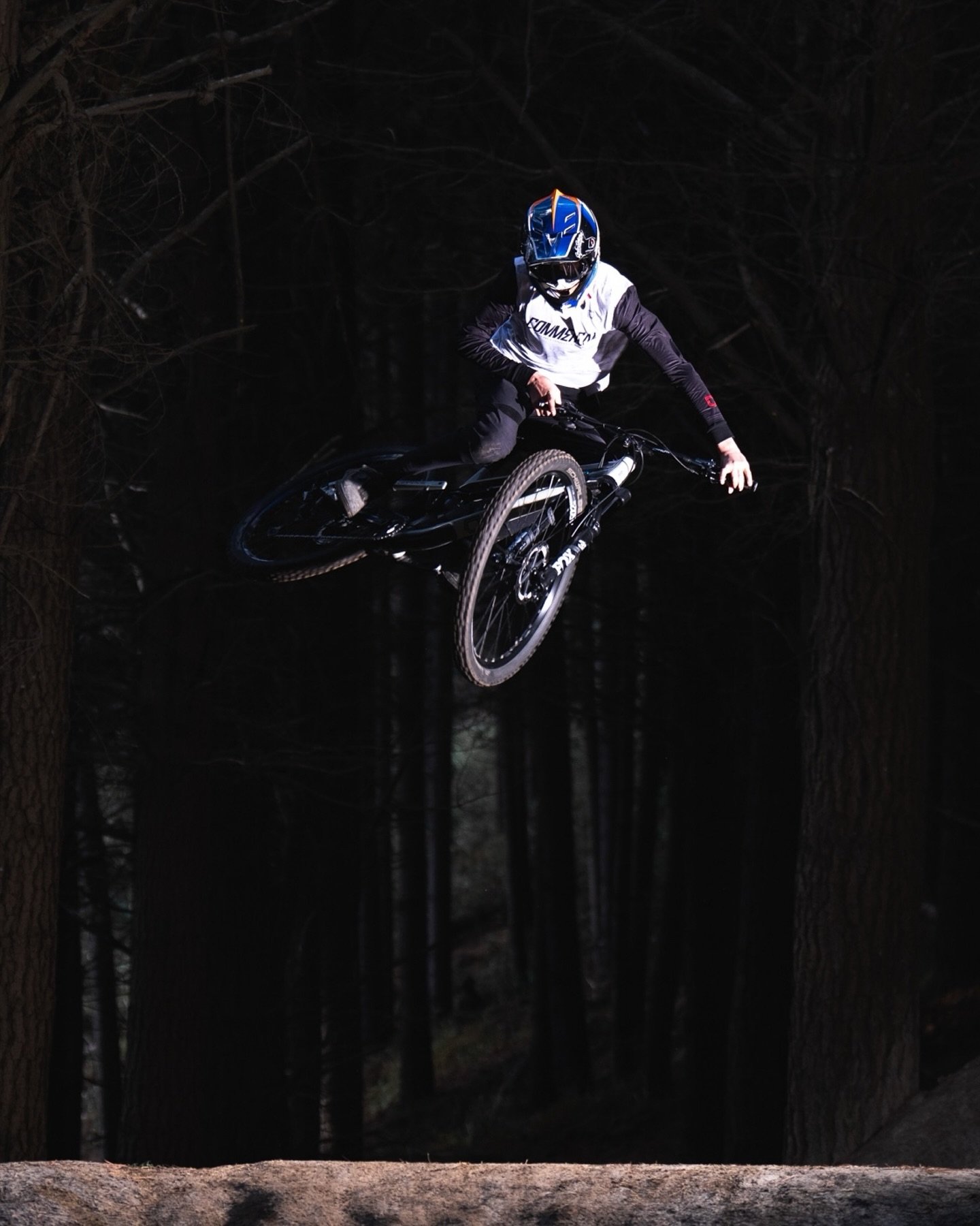 As part of the @nzipp.national Photo Conference last weekend I got to attend a @jayfrench @freeridenewzealand low light workshop in the @christchurchprk Adventure Park. It was an awesome opportunity to play with flash in the dark forest, something I&