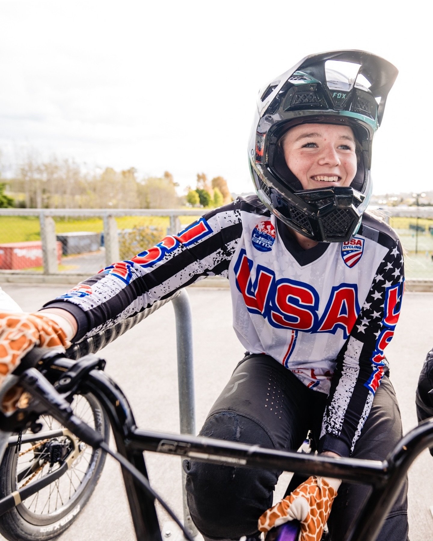 NORTH HARBOUR BMX // Training session with @tim.ferguson_  @northharbourbmx.

These guys getting ready for a big weekend of racing at The North Island Titles in @cambridge_bmx , me and my gear getting warmed up too📸
.
.
.
.
.
@sonyalpha.anz  #bmxgat